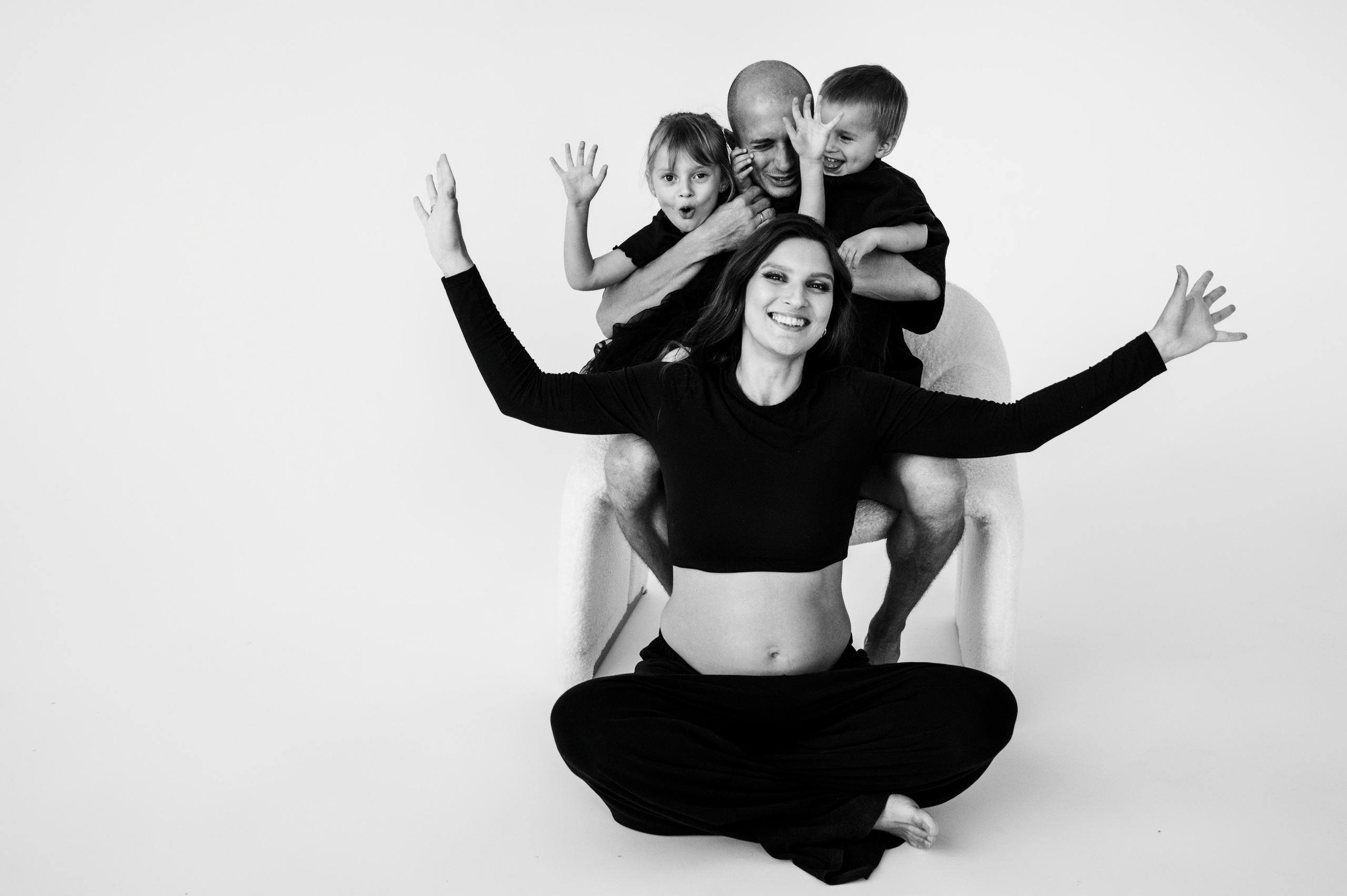 Кристина. Профессиональный фотограф беременности в СПБ. Стильные фотосессии беременности в стиле минимализм и классическая фотография