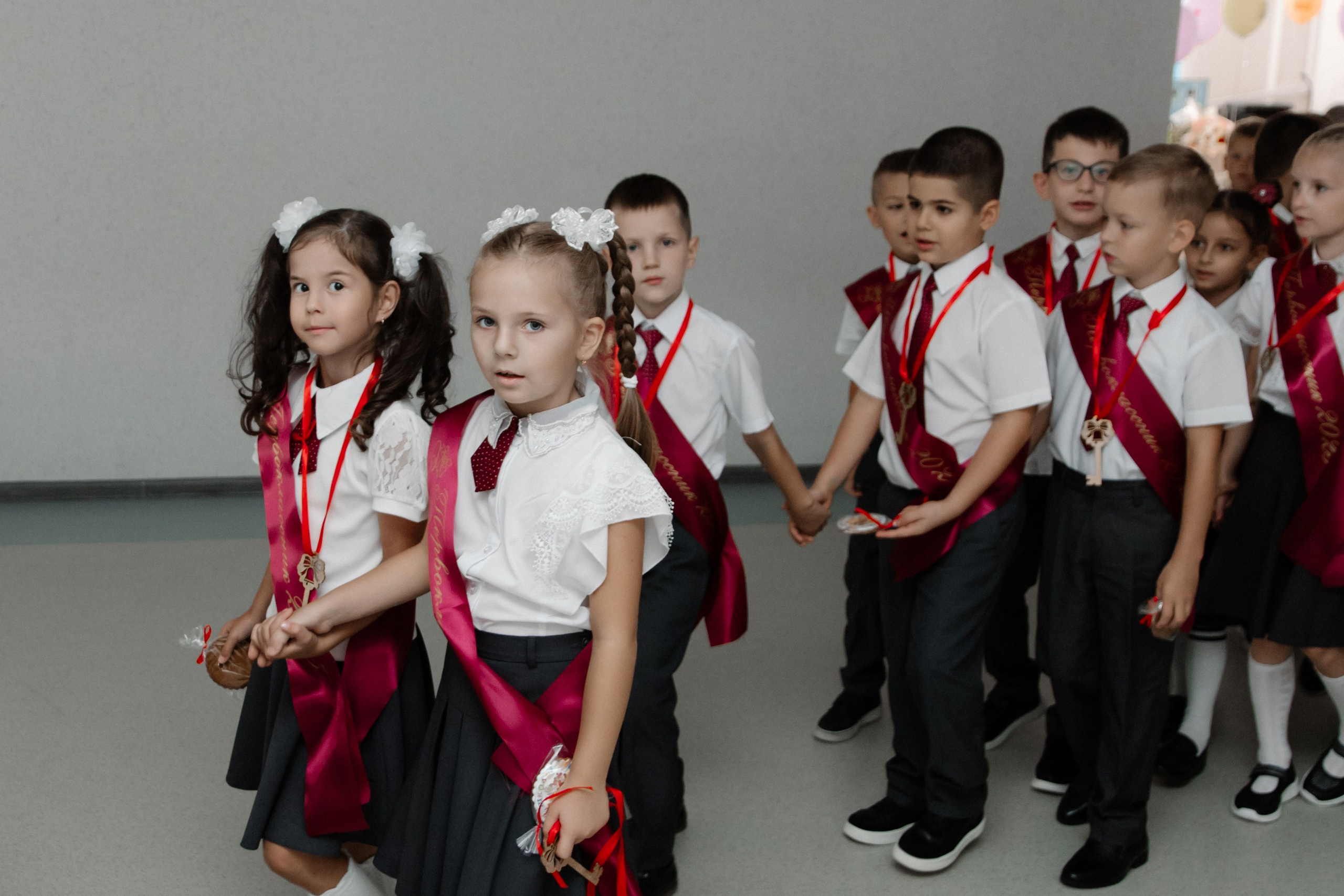 1 класс 11 школа. Выпускные альбомы Натальи Бутко: Новороссийск, Анапа, Геленджик