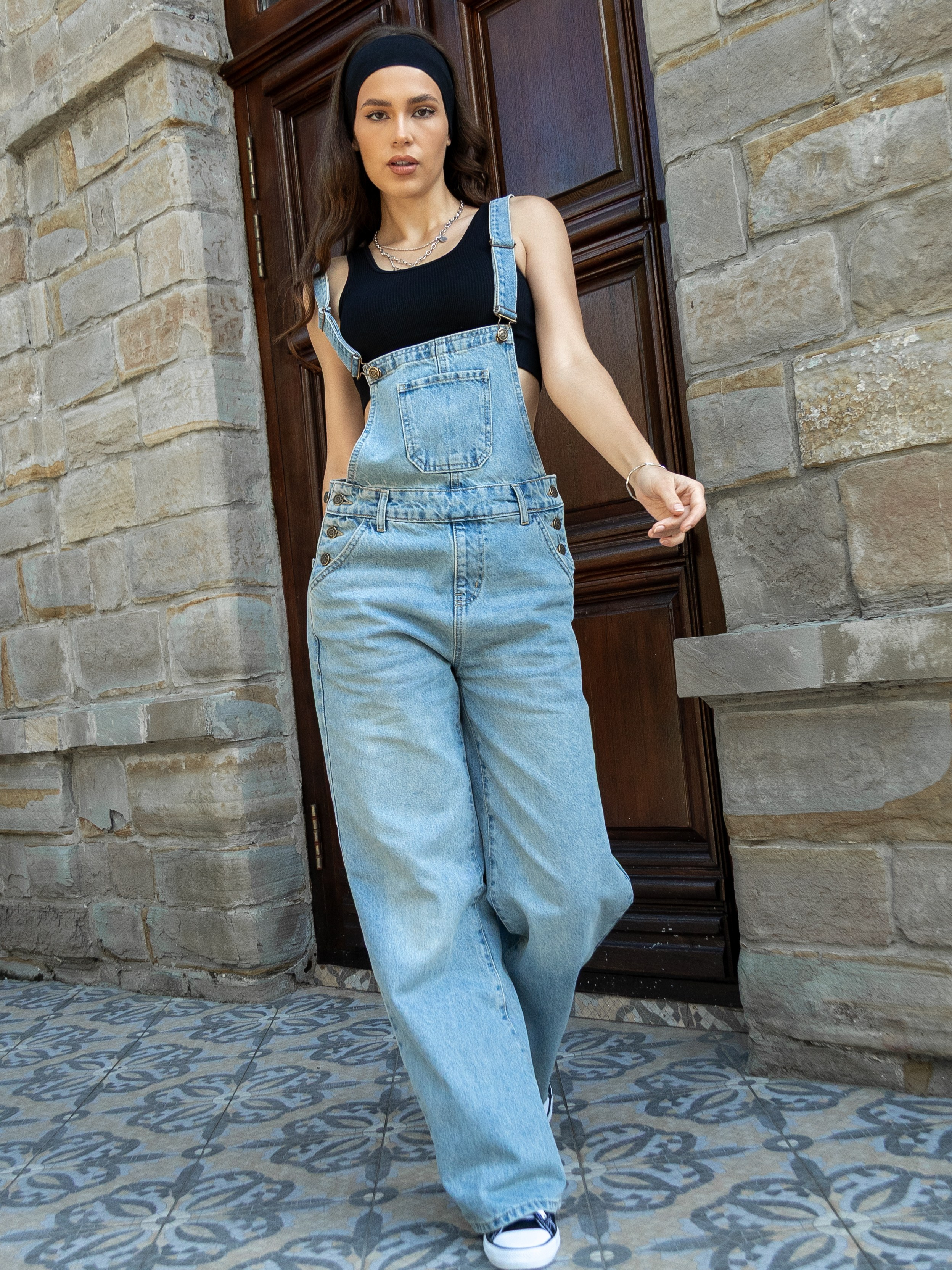 Лиза З. Стрит съемки для маркетплейсов в Сочи | ИИ контент | fashionprod