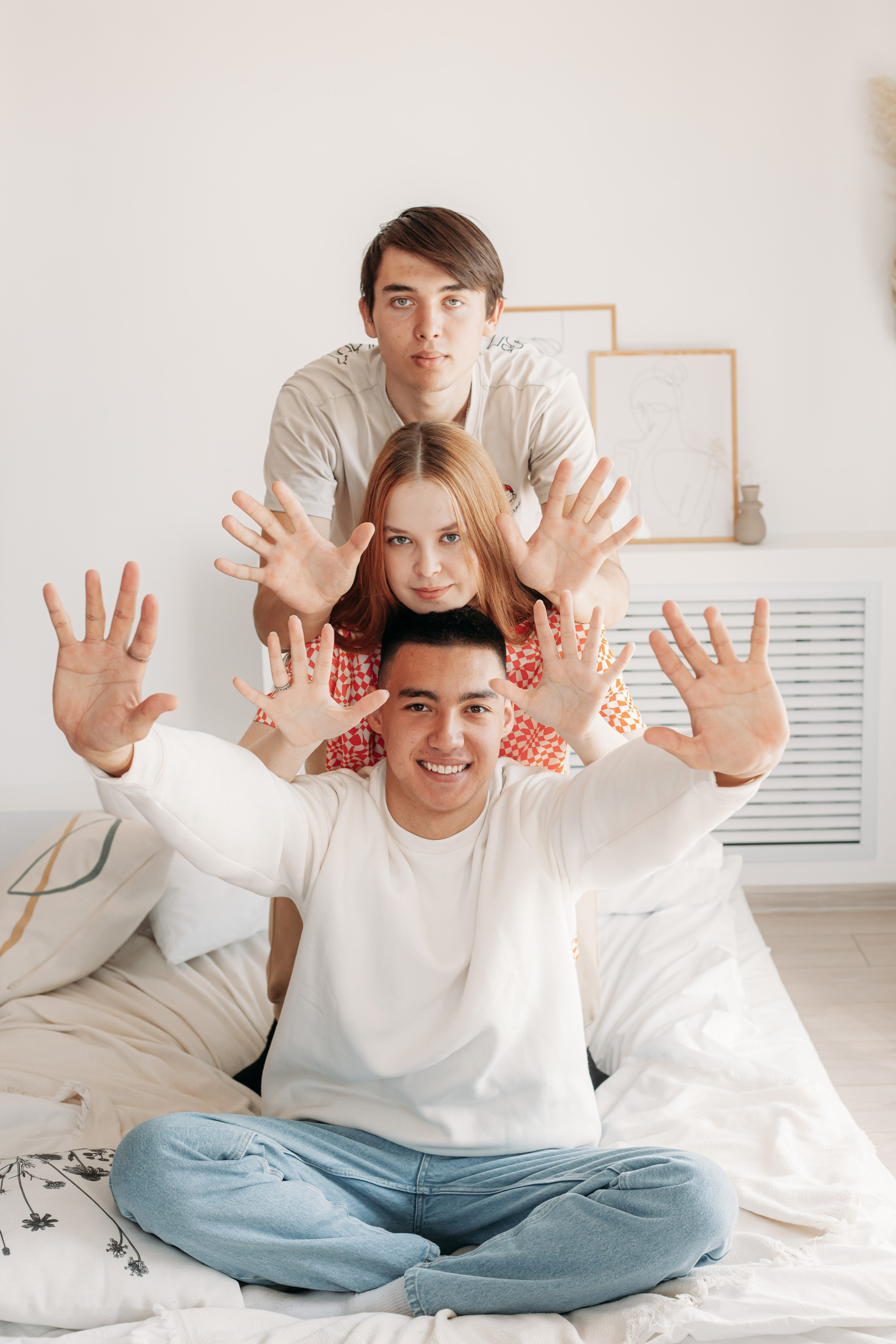 Школьники в студии. Фотограф Бурятия. Печать фотокниг