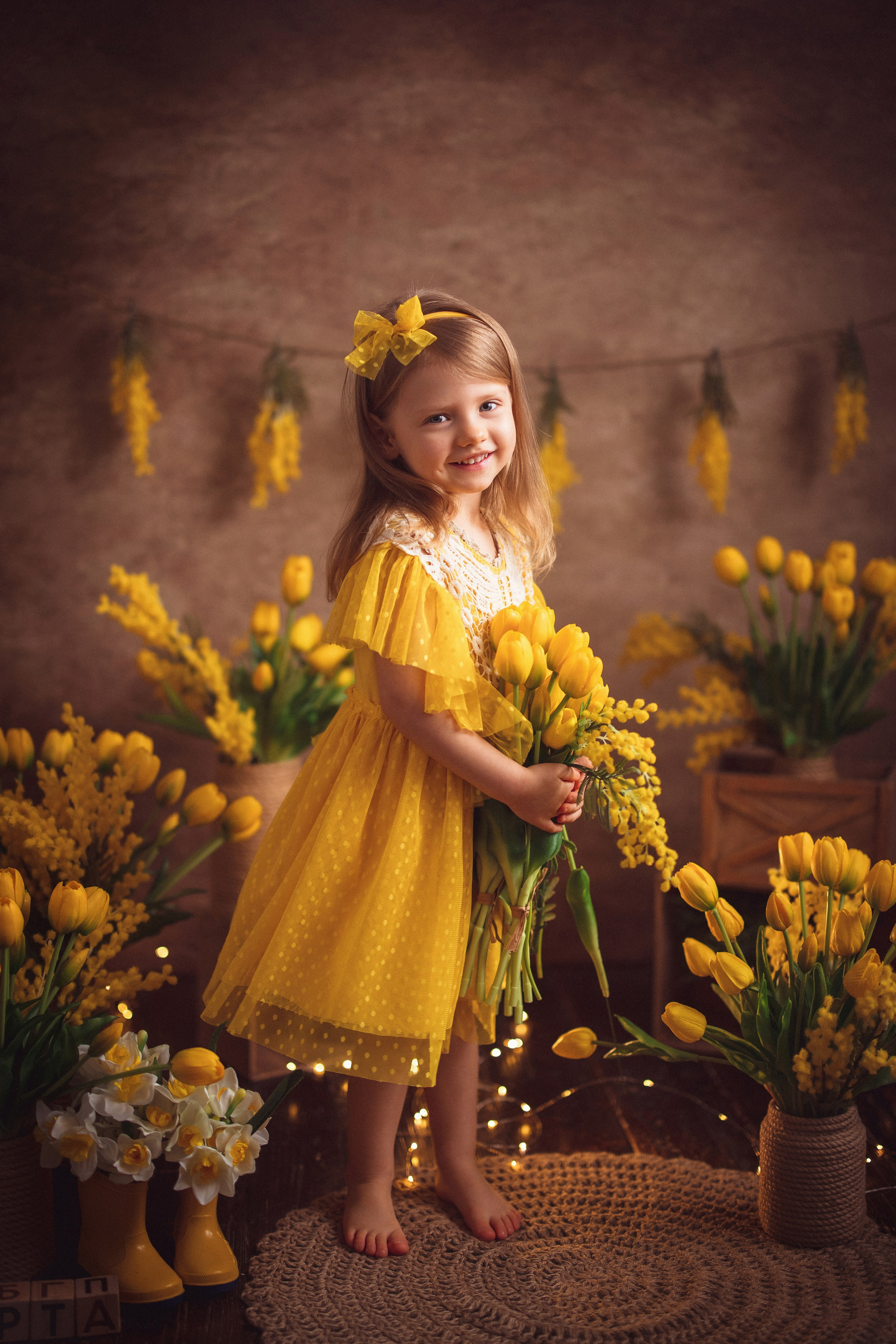 Детская фотосессия к 8 марта в фотостудии г. Краснодара. Семейный и детский фотограф в Краснодаре Анна Трашкова