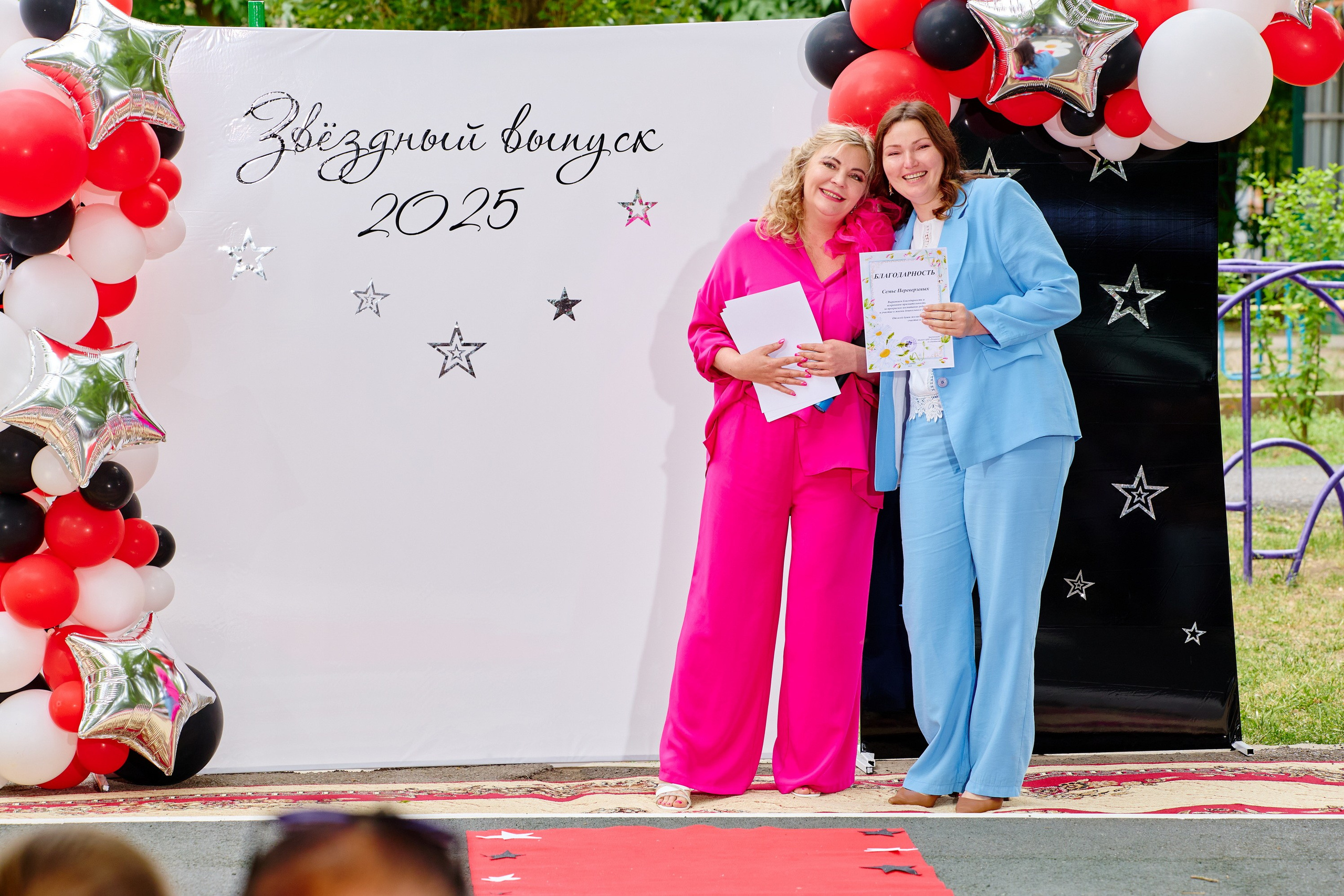 Выпускной 45 сад. Фотограф Выпускные альбомы Таганрог Сергей Коробченко