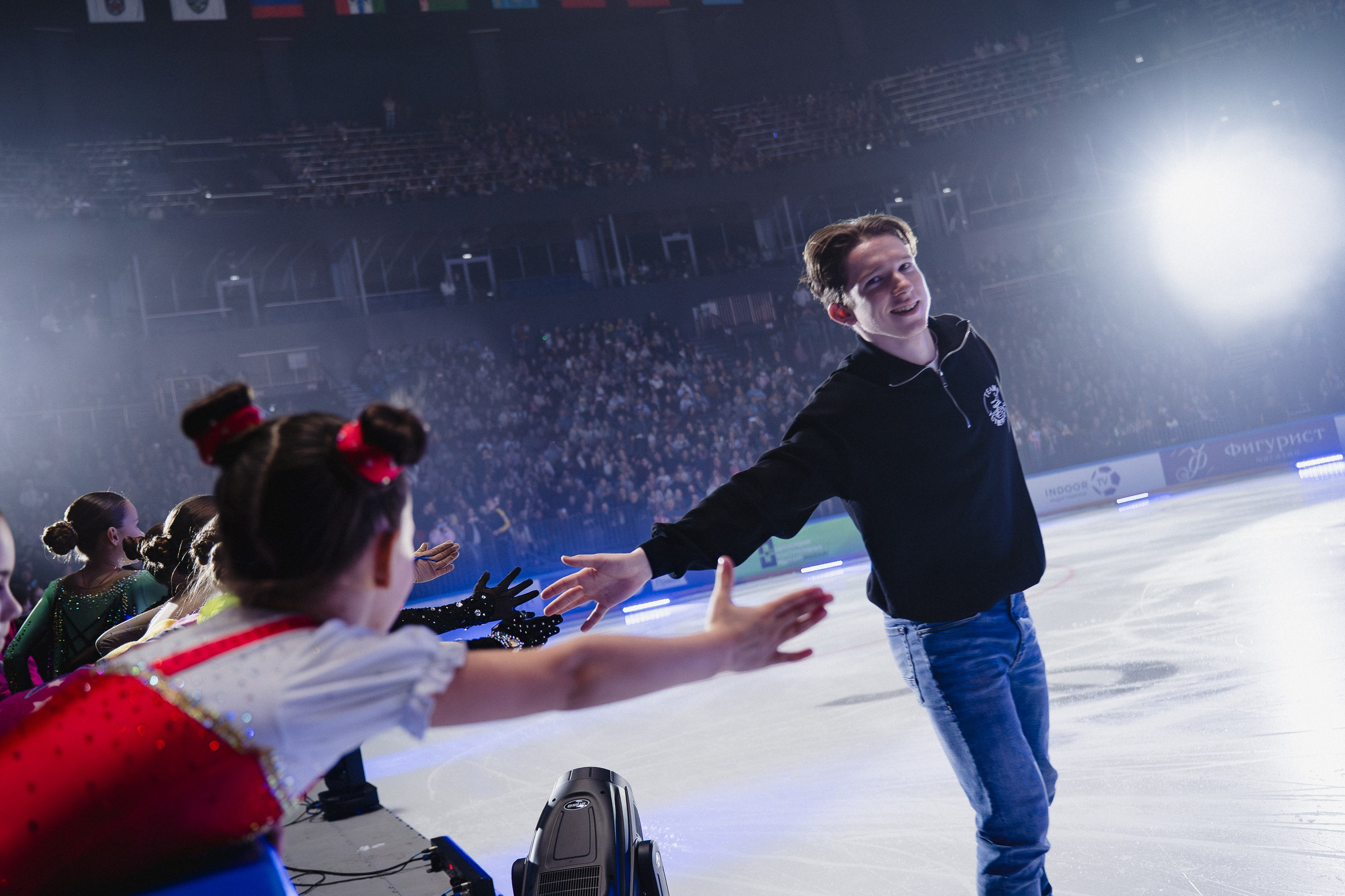 Шоу Этери Тутберидзе в Новосибирске. Воробьева Ксения — Спортивный и танцевальный фотограф Новосибирск