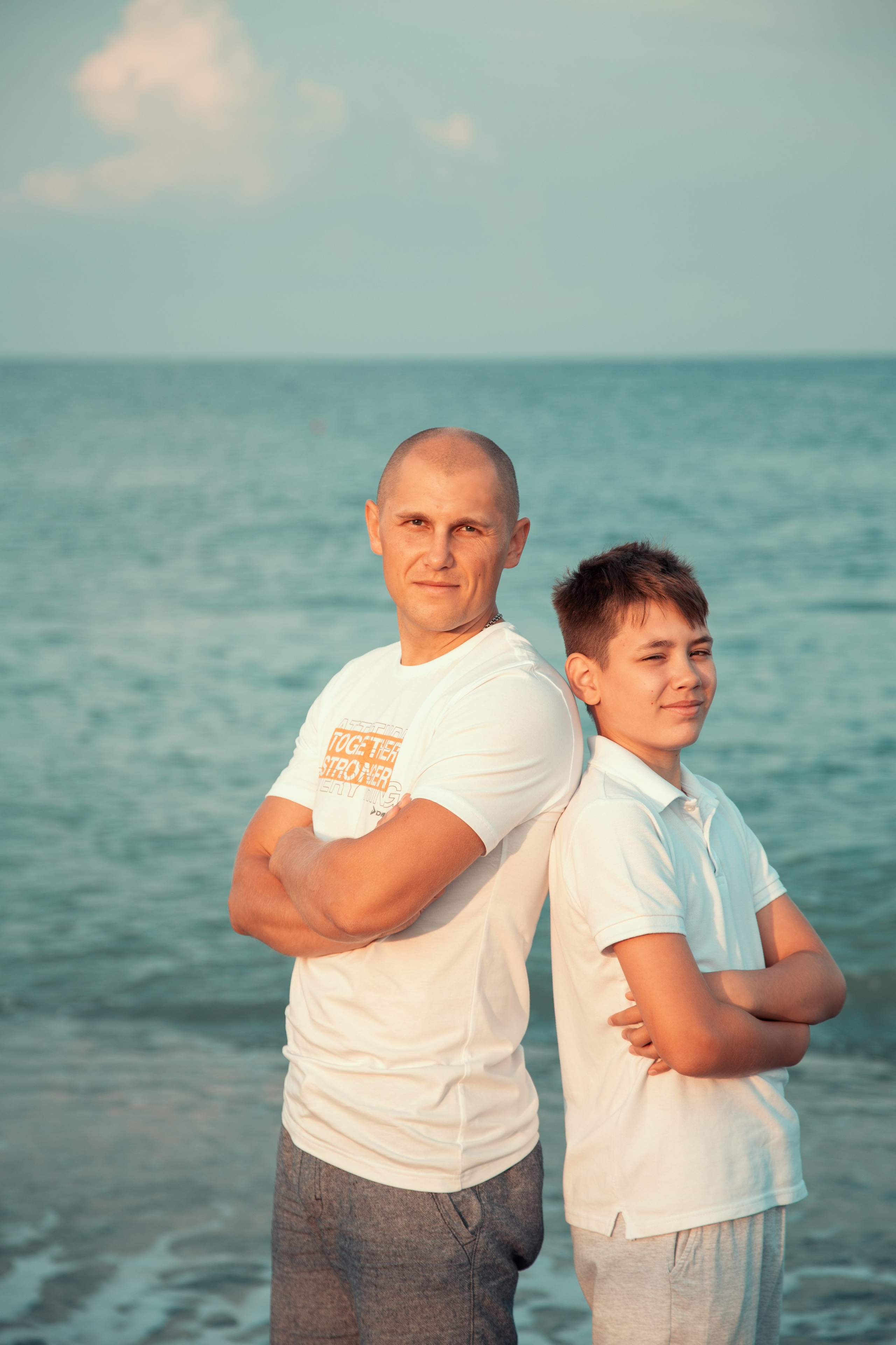 Завтрак у моря в Лоо на пляже «Горный Воздух». Семейный фотограф в Сочи, Лоо, Дагомысе, Вардане Кучумова Олеся