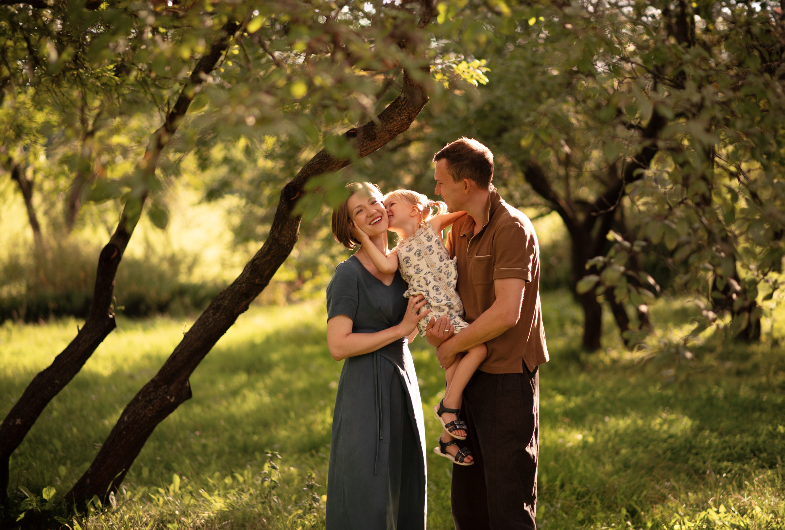 Семейная съемка на природе. Семейный и детский фотограф в Москве Анна Оськина