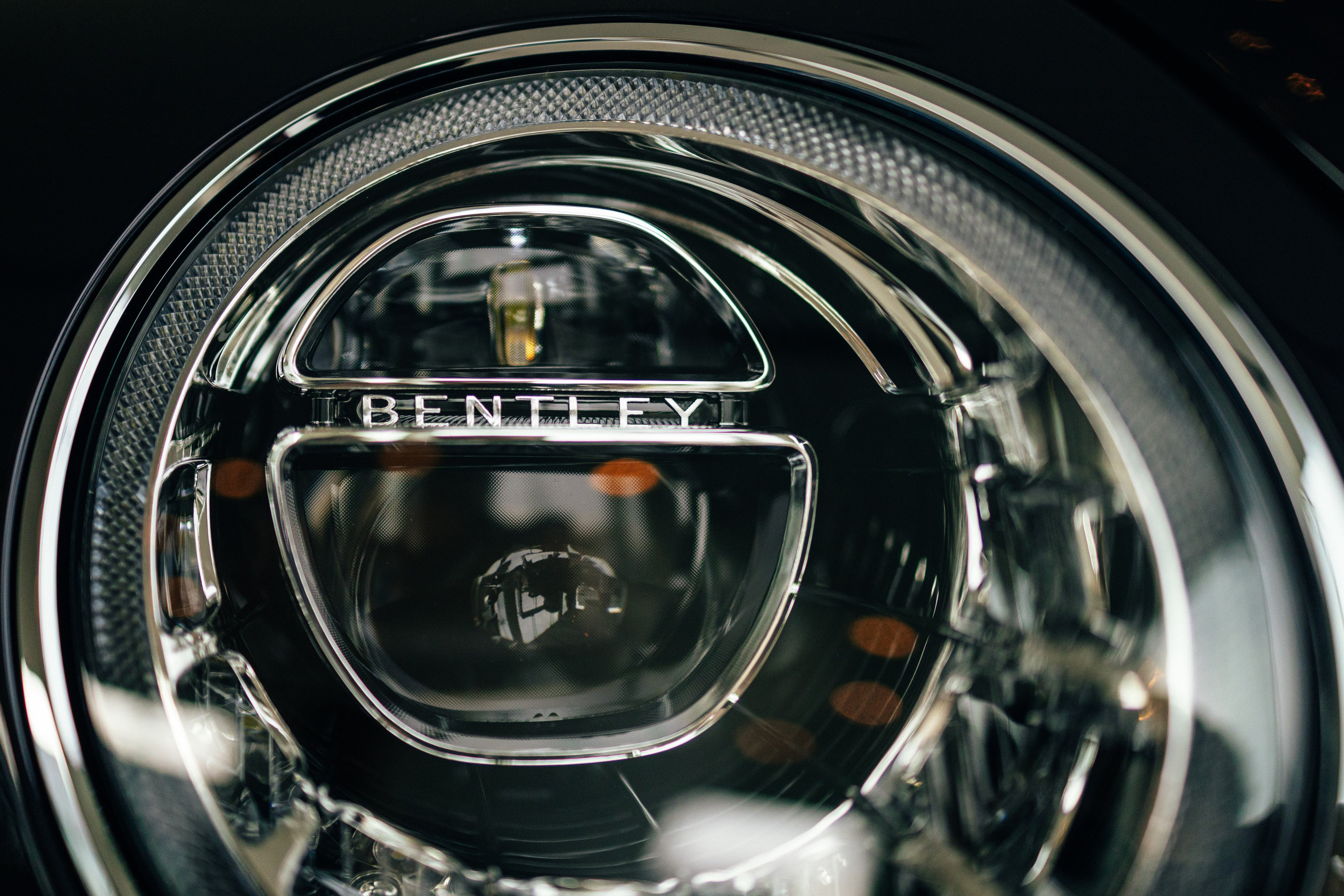 14.06.20 bentley. Руслан Плахтеев
