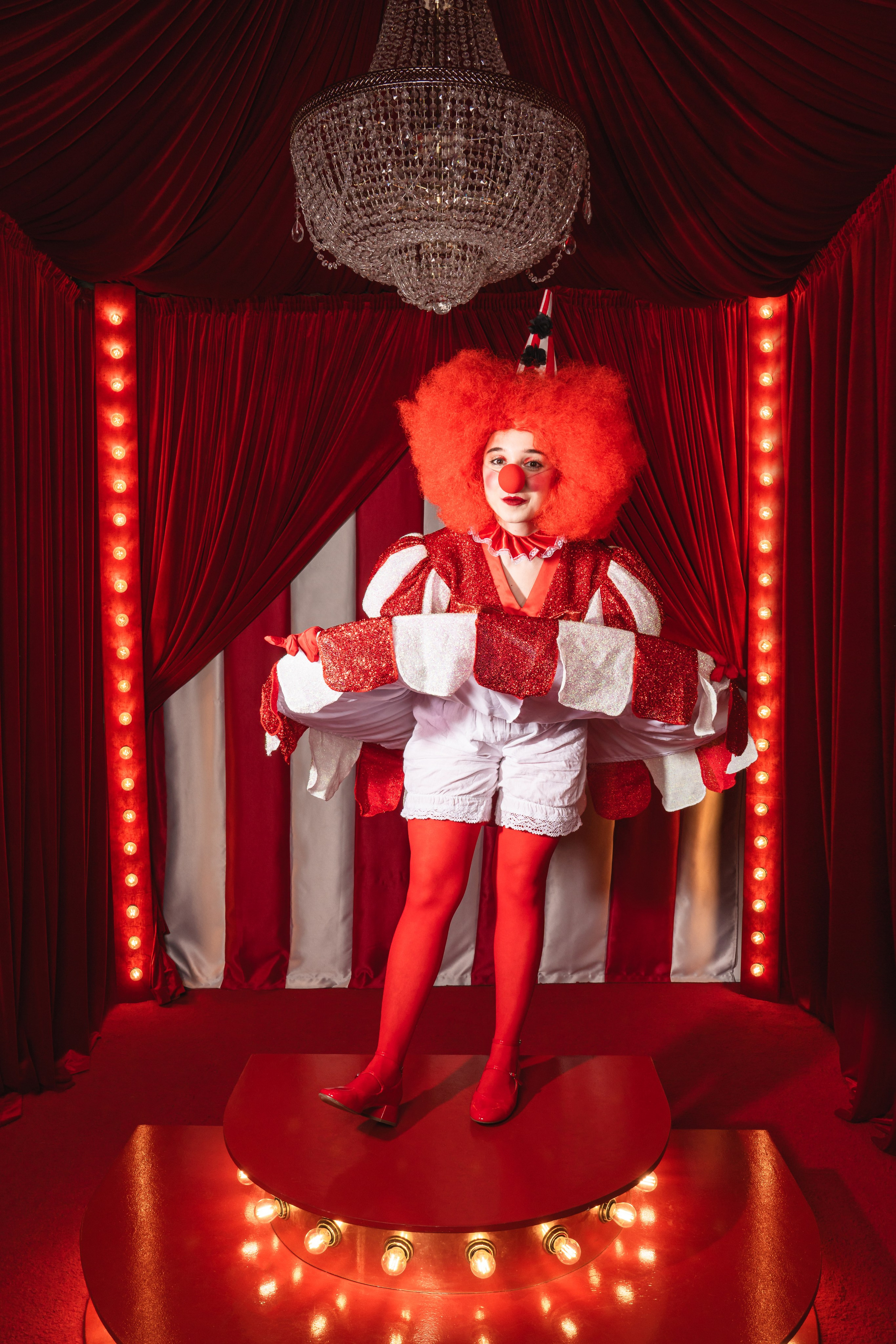 Цирк бурлеск. Крамер Юлиана детский и семейный фотограф