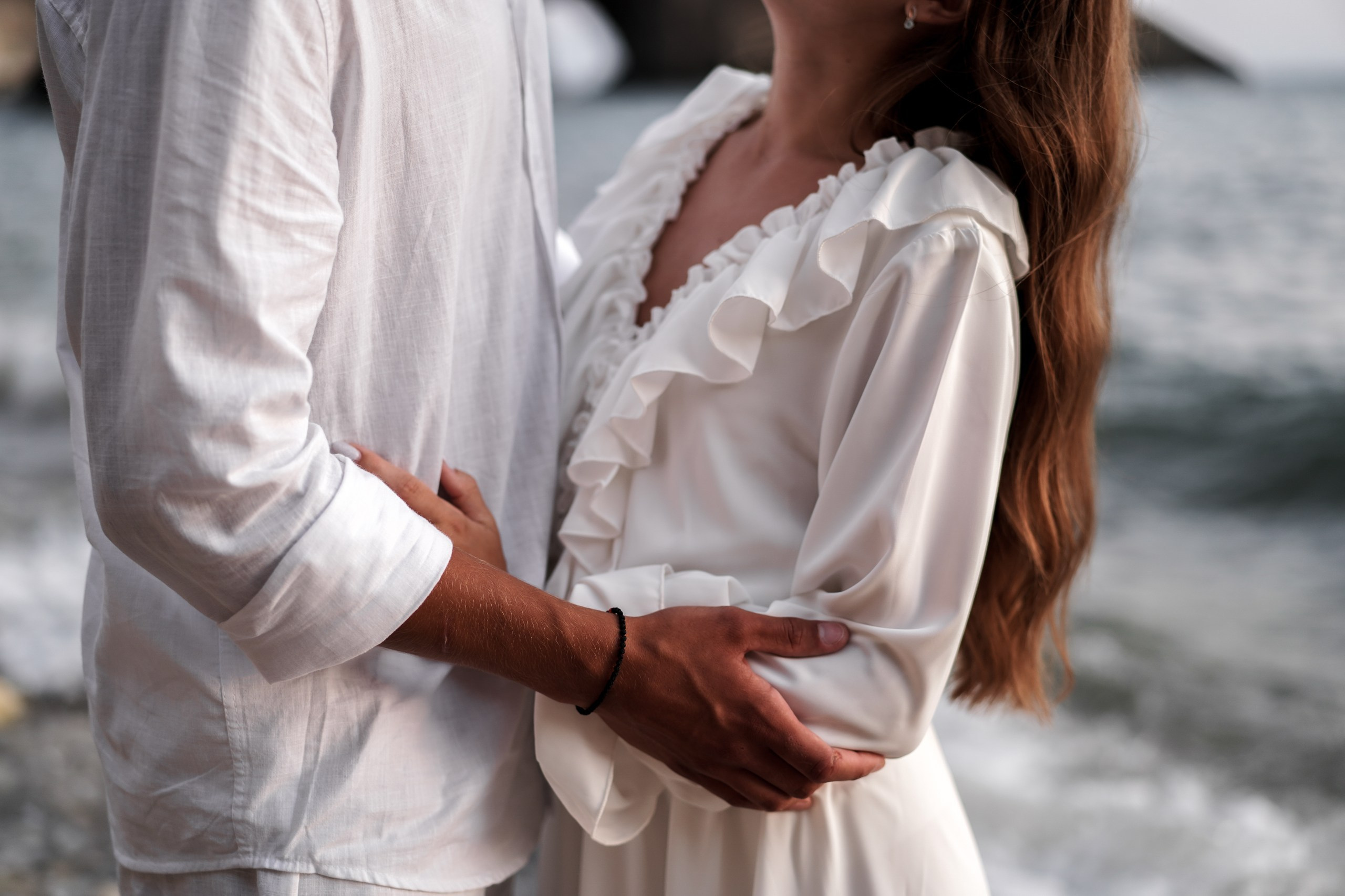 Парная фотосессия на пляже Грот Дианы в Крыму| Фотограф Ростов-на-Дону. Свадебный фотограф в Ростове-на-Дону. Таинство Крещения и Венчания, семейные фотосессии. Алёна Чёботова