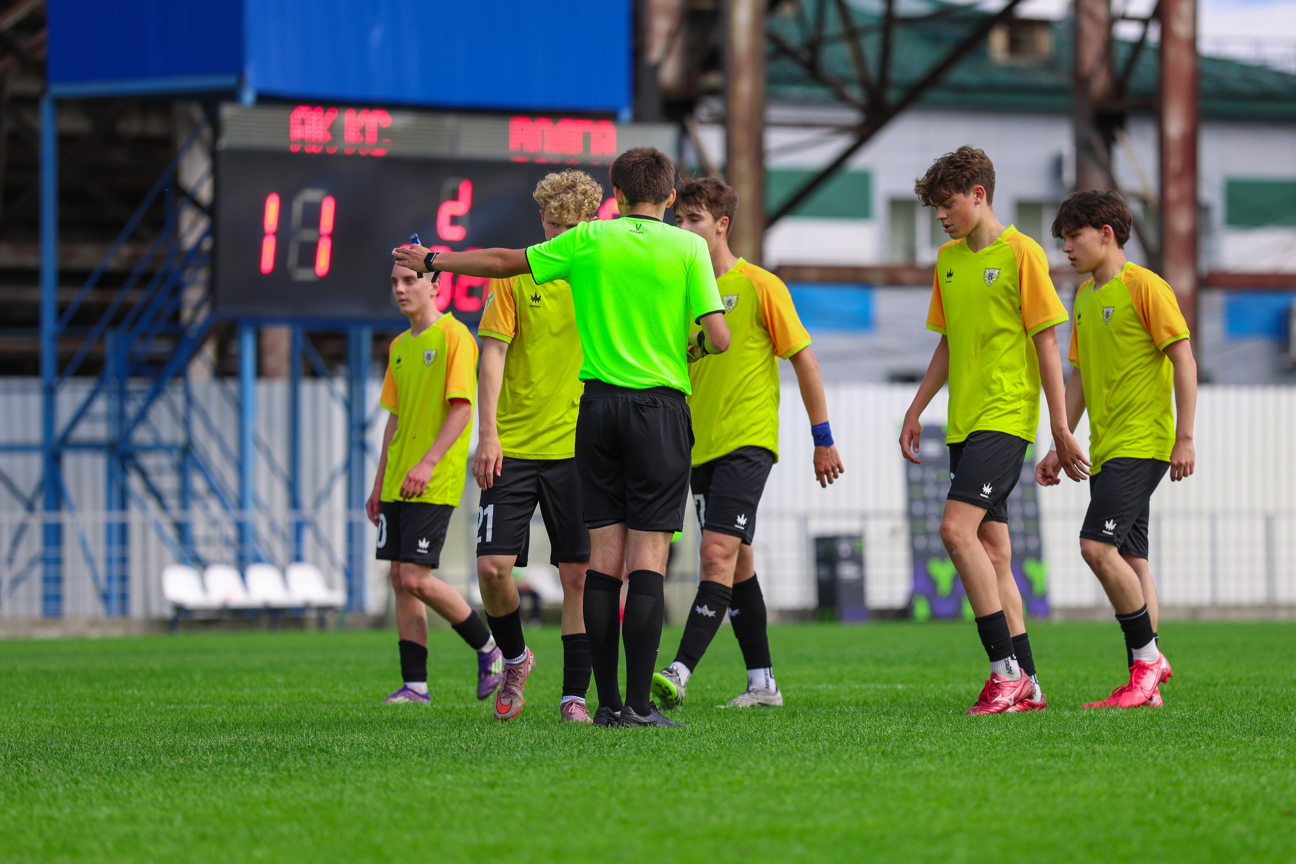Юношеская футбольная лига Поволжье U-16. Крылья Советов — Волга