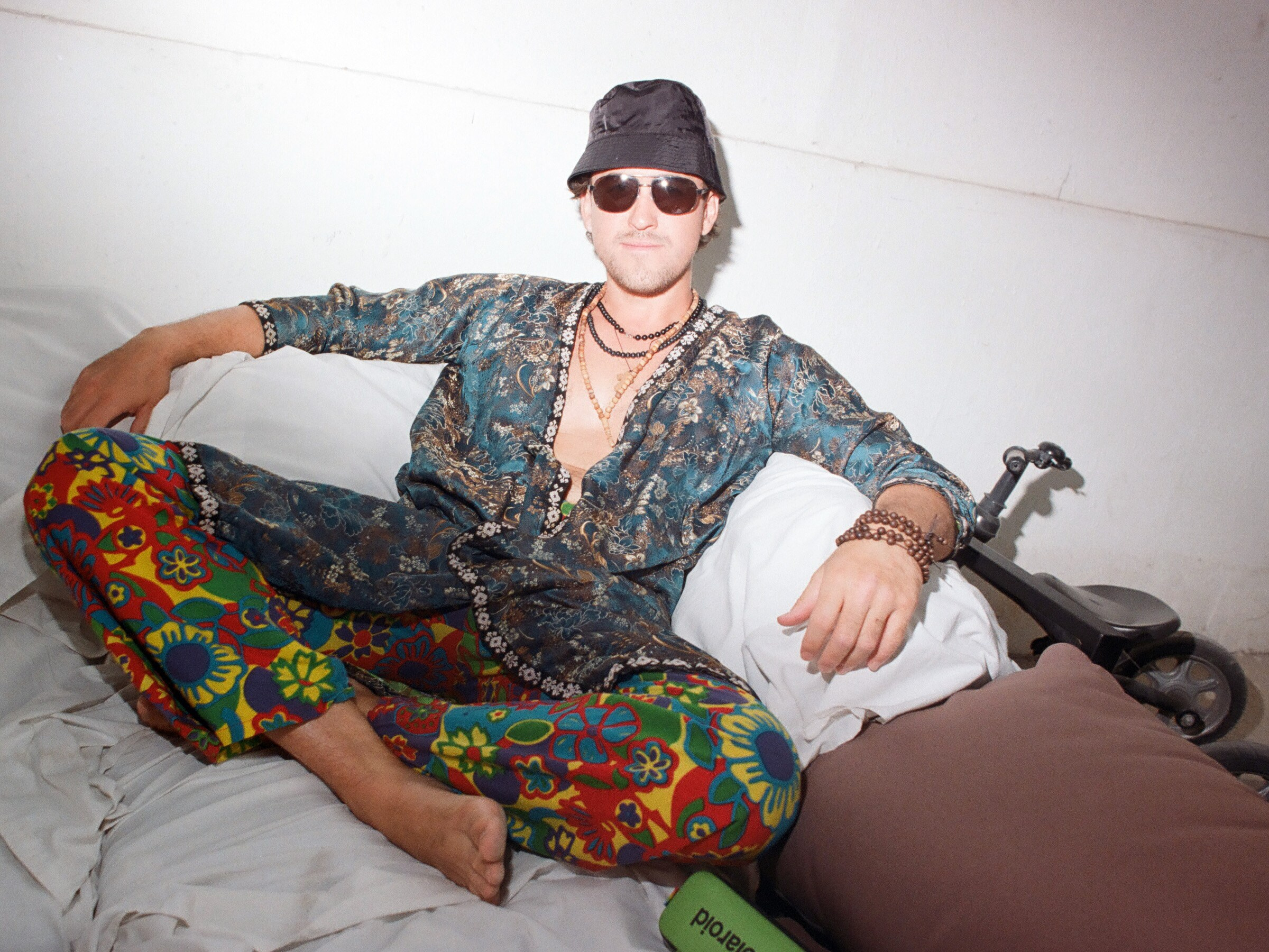 Mikee. Егор Фотобрат — Портретный фотограф теперь в Ташкенте