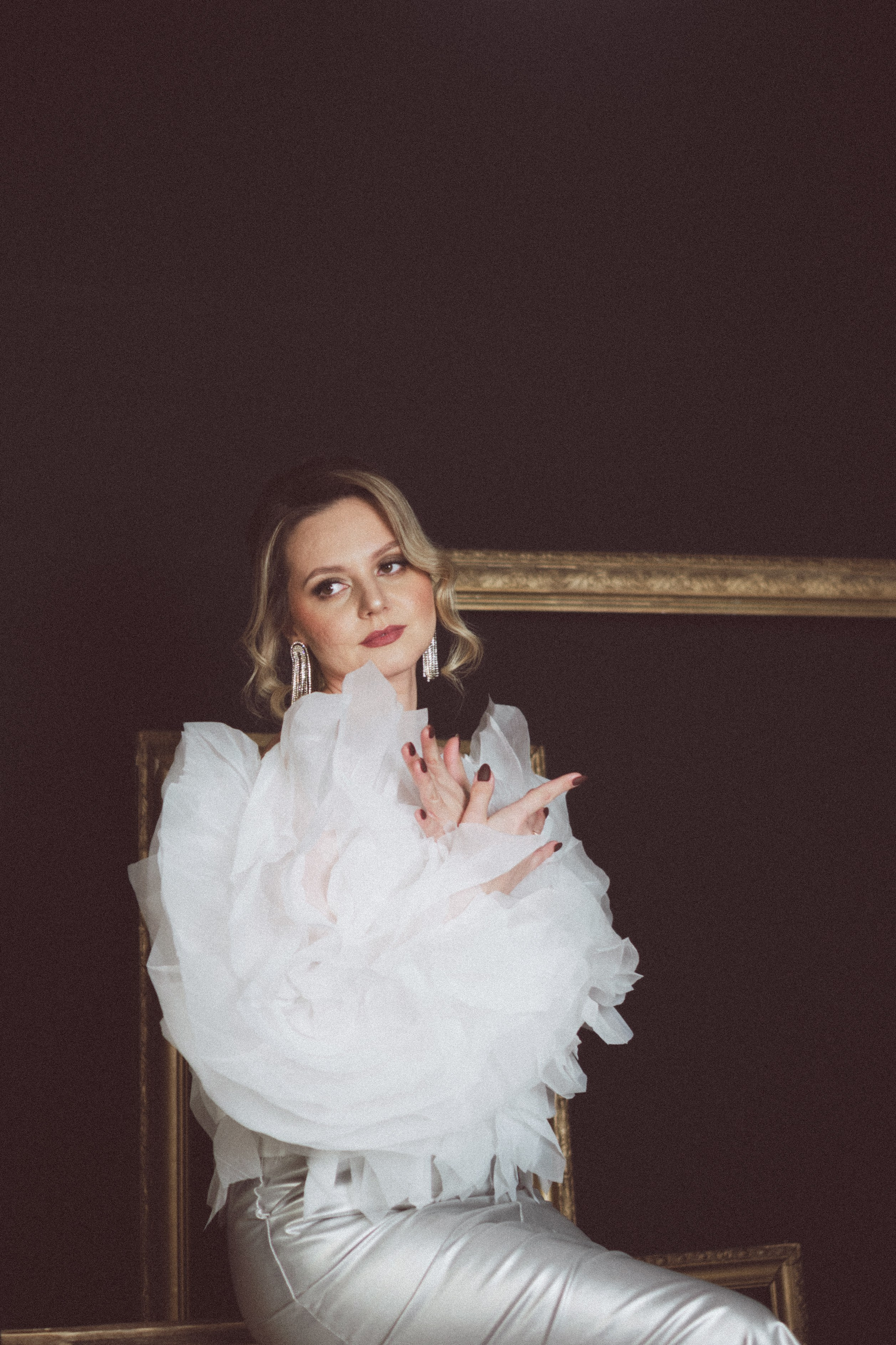 НОВОГОДНЯЯ ФОТОСЕСИИЯ В СТУДИИ ДЛЯ ДЕВУШКИ И ПРОГУЛКА ПО ЧЕРНЫШЕВСКОЙ. Профессиональный фотограф, Санкт-Петербург — Виктория Богомолова