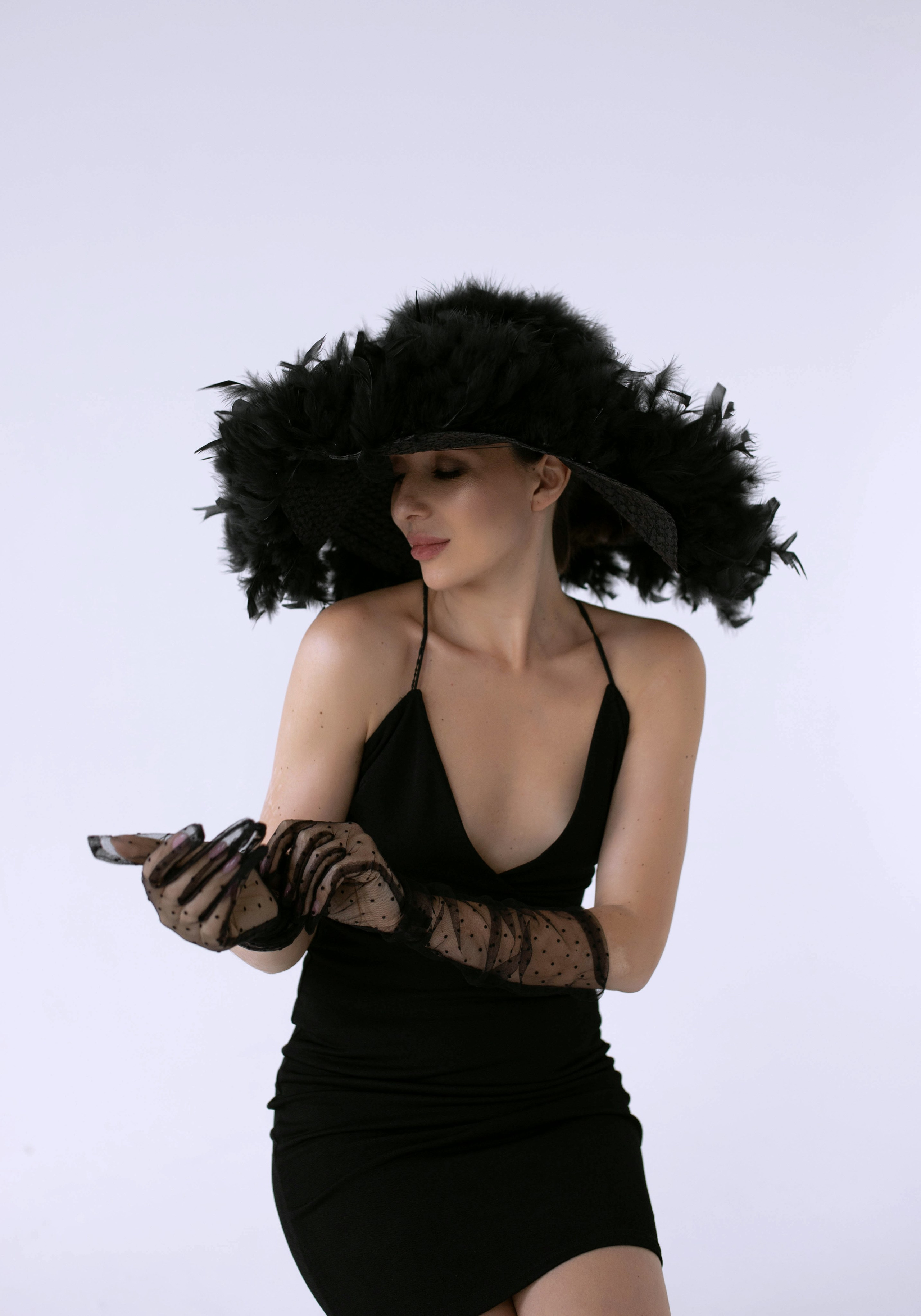 Модель для предметной съемки Юлия 9 Н.Новгород | Sale Easy