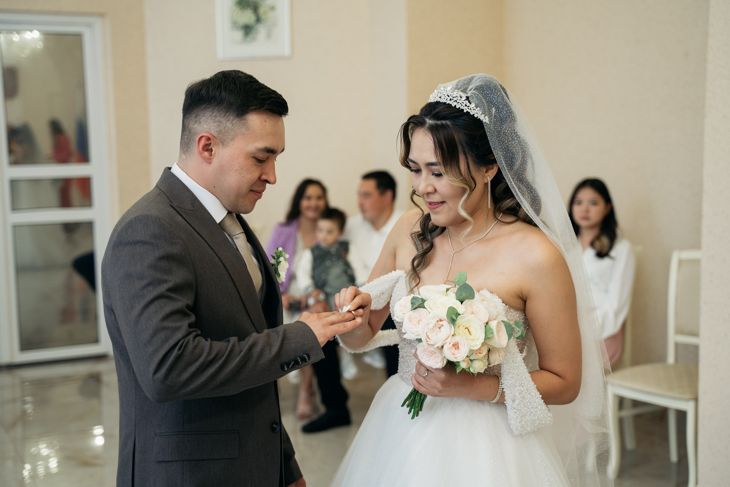 Ильнур и Динара. Свадебный день. Отбор. Кафе Ля делис. Семейный и свадебный фотограф Молодзяновская Елена