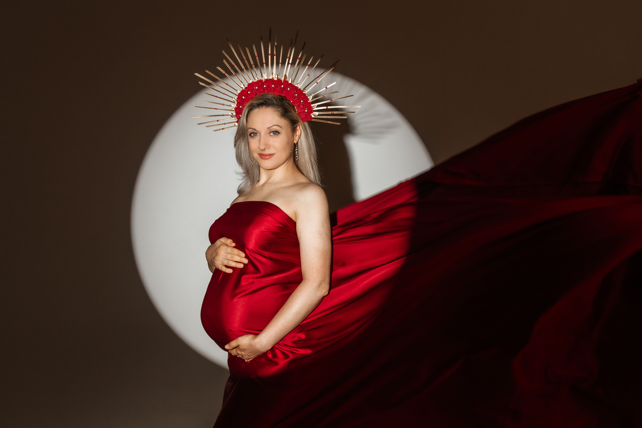 В летящих тканях. Колесникова Татьяна. Фотограф новорожденных Щёлково, Москва, Королев