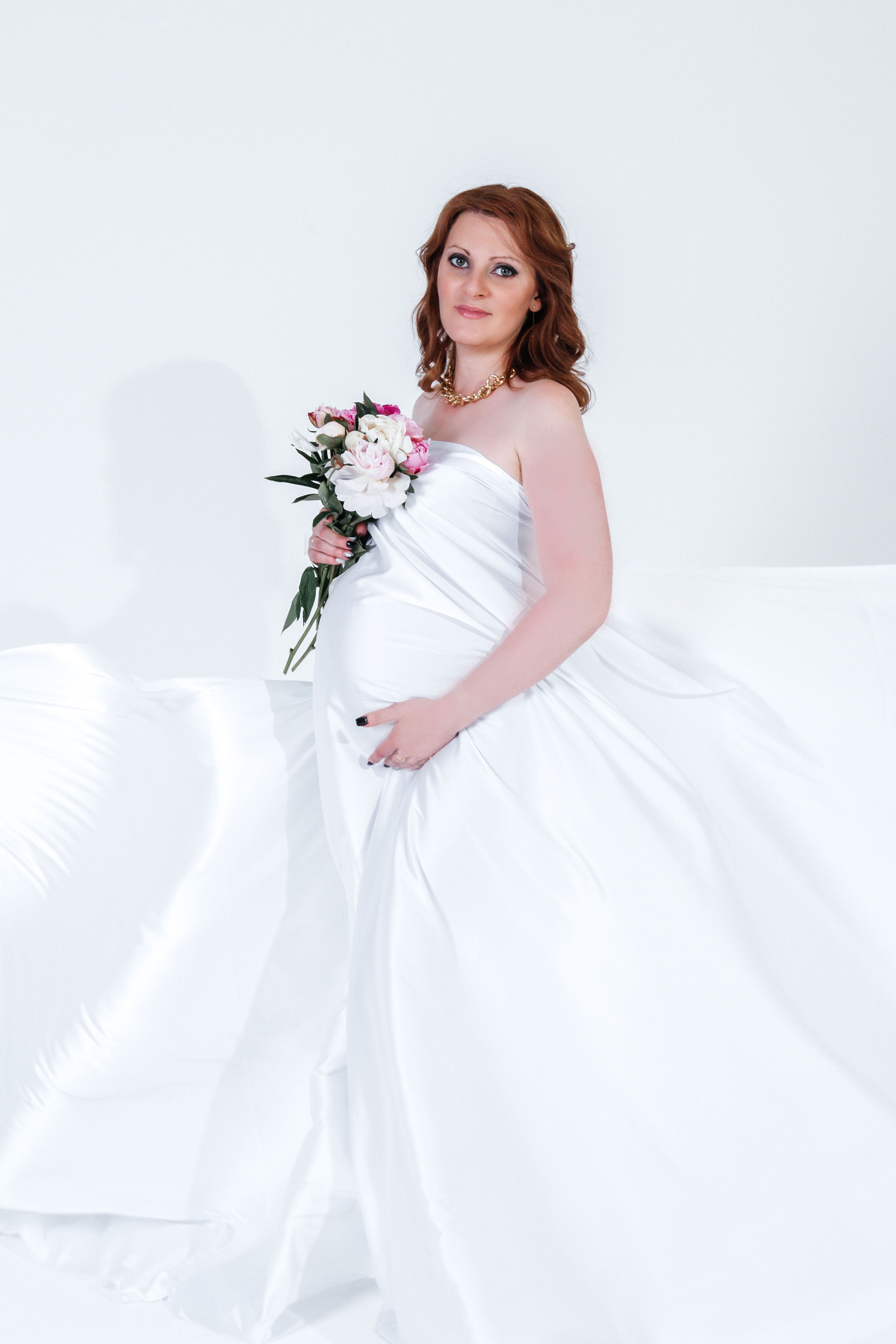 В летящих тканях. Колесникова Татьяна. Фотограф новорожденных Щёлково, Москва, Королев