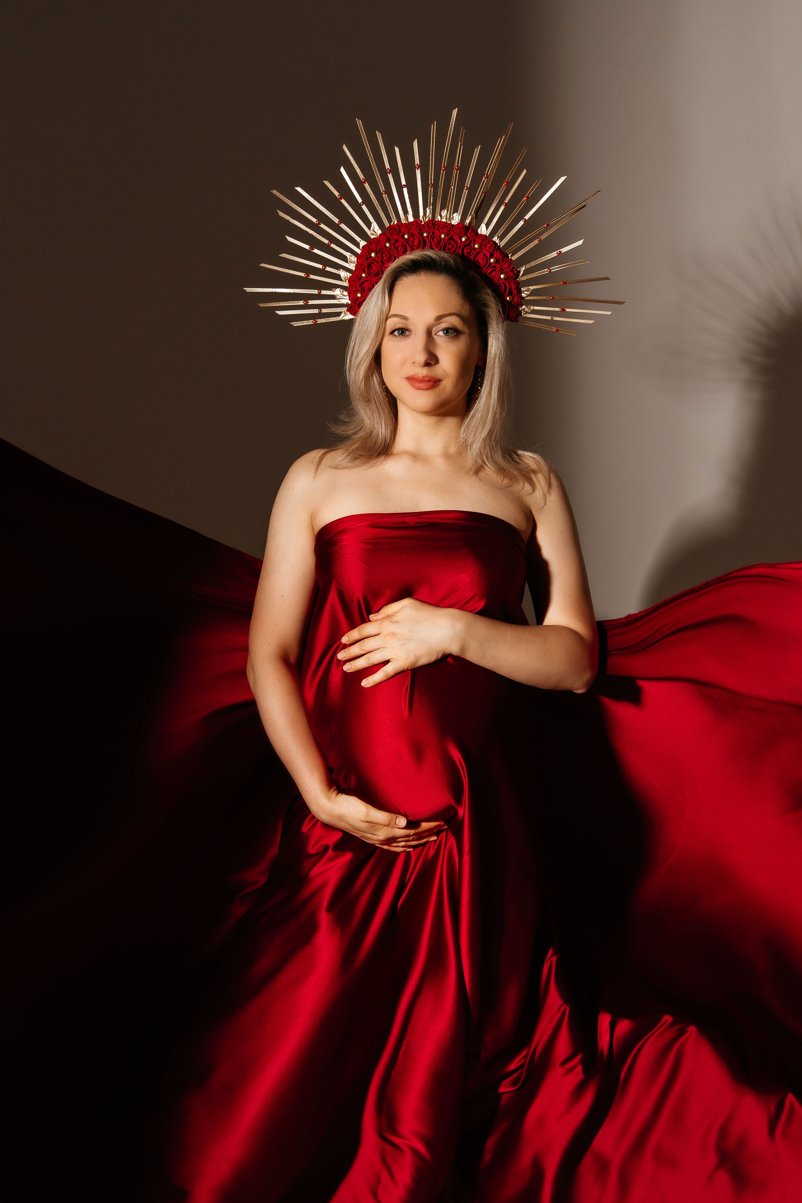 В летящих тканях. Колесникова Татьяна. Фотограф новорожденных Щёлково, Москва, Королев