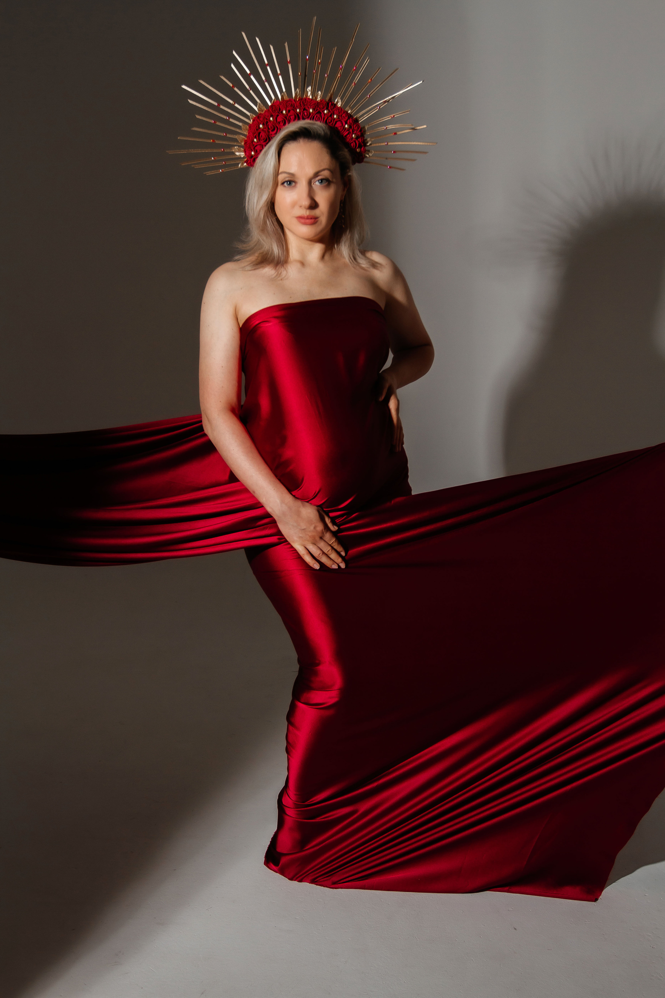 В летящих тканях. Колесникова Татьяна. Фотограф новорожденных Щёлково, Москва, Королев