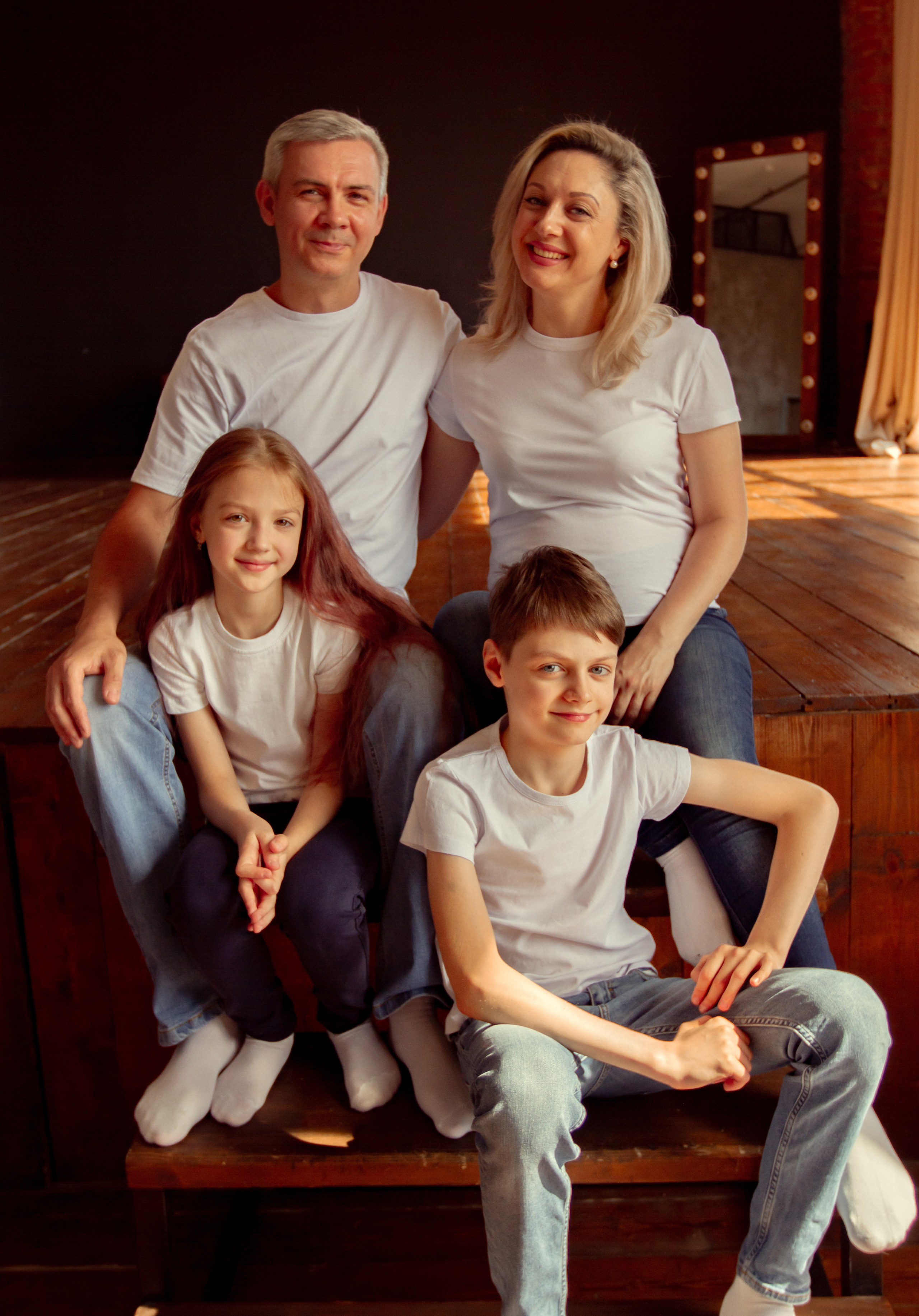 Семья Солониных в студии. Колесникова Татьяна. Фотограф новорожденных Щёлково, Москва, Королев