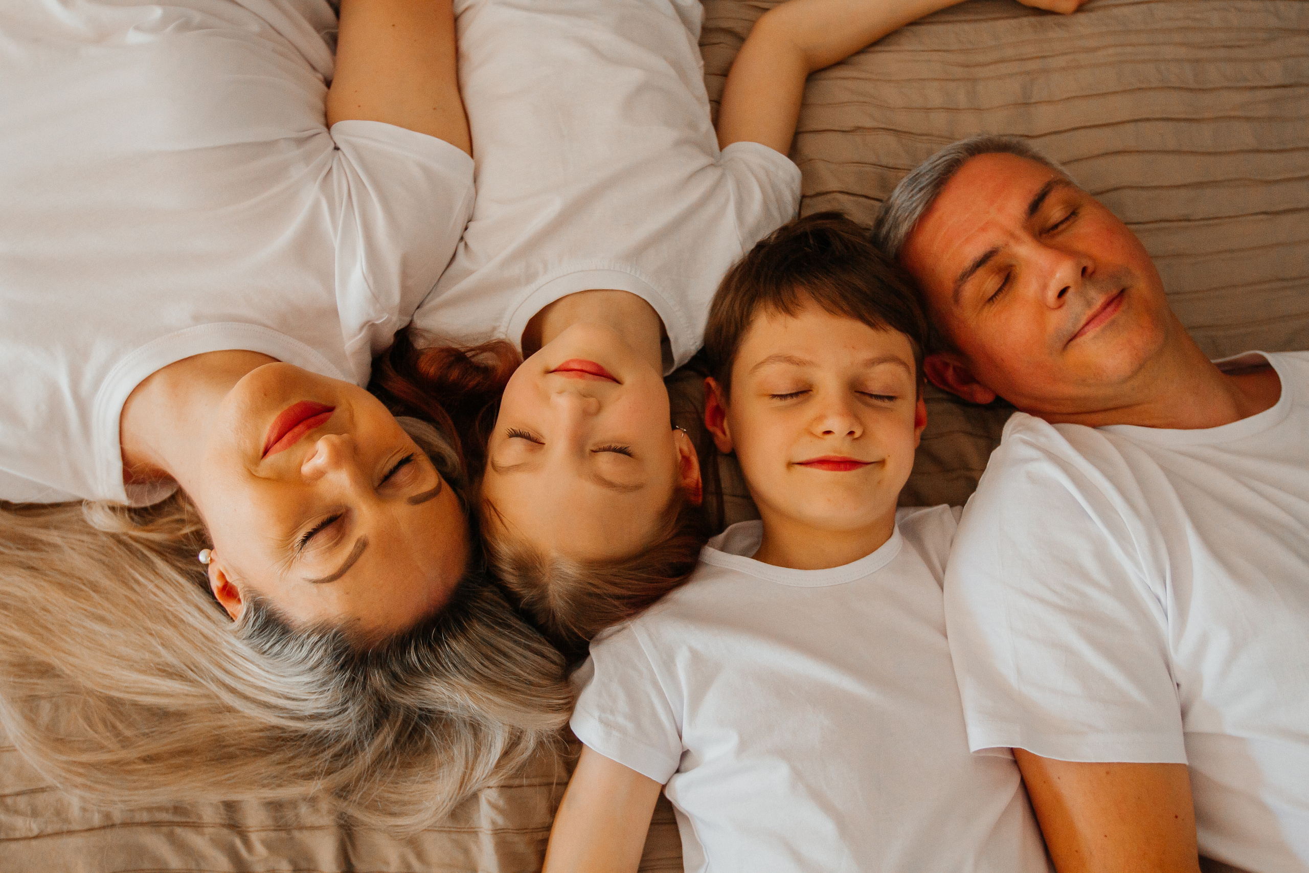 Семья Солониных в студии. Колесникова Татьяна. Фотограф новорожденных Щёлково, Москва, Королев