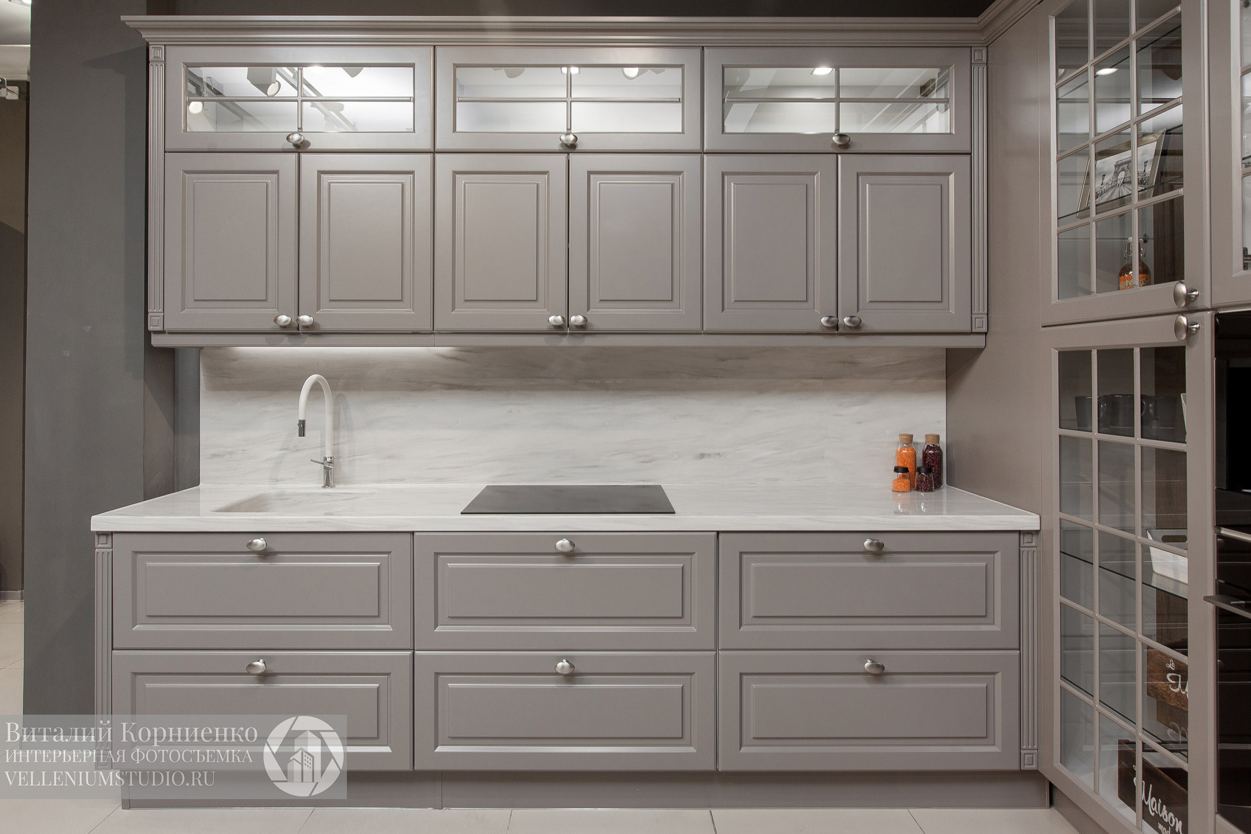 Фотосъемка кухонь в салоне мебели. Интерьерный фотограф Краснодар: профессионально по доступным ценам