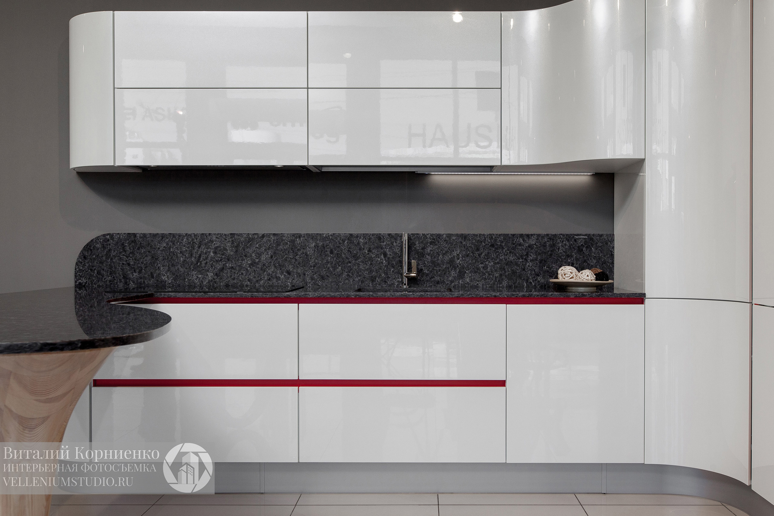 Фотосъемка кухонь в салоне мебели. Интерьерный фотограф Краснодар: профессионально по доступным ценам