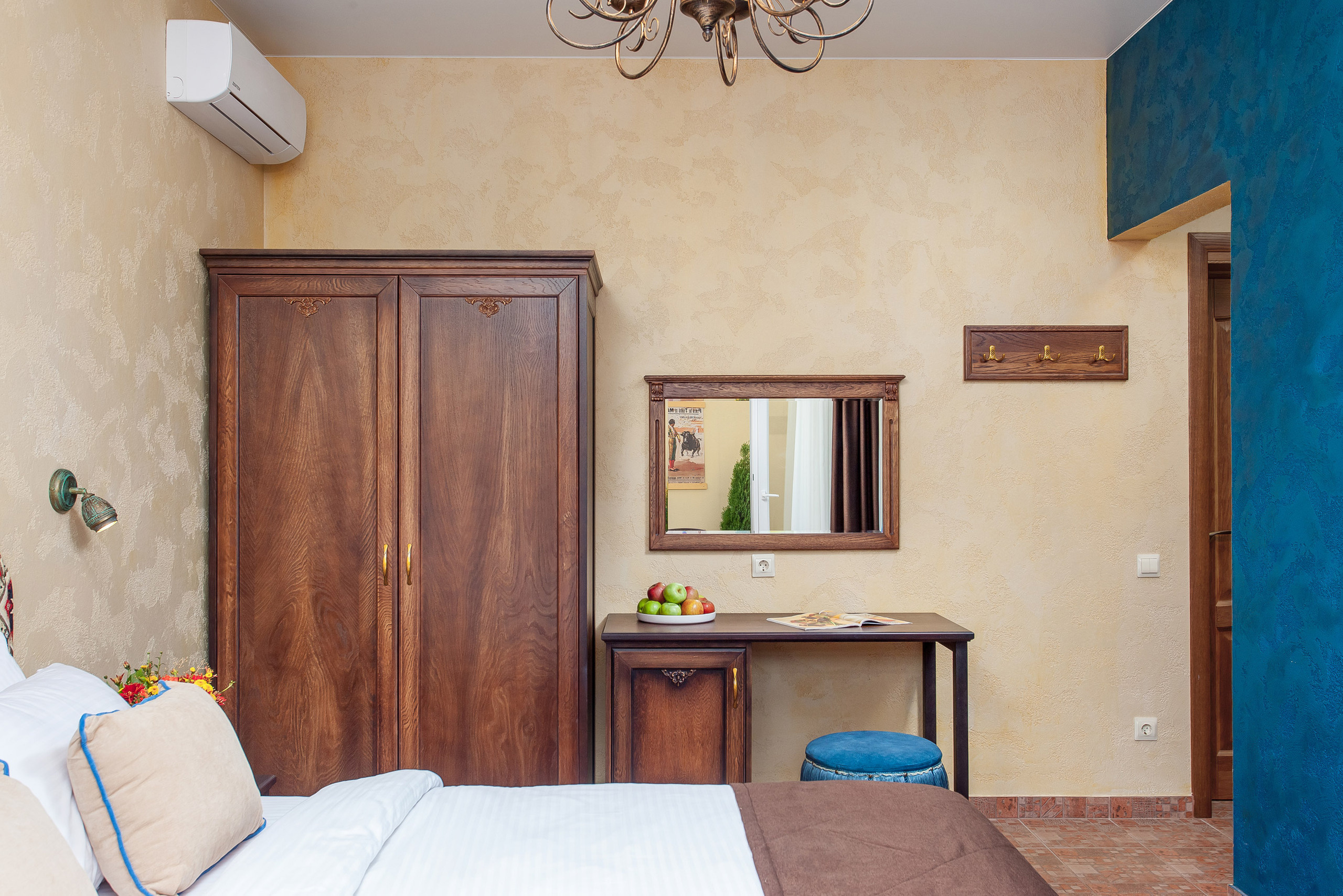 Boutique Hotel Gaudi. Интерьерный фотограф Краснодар: профессионально по доступным ценам