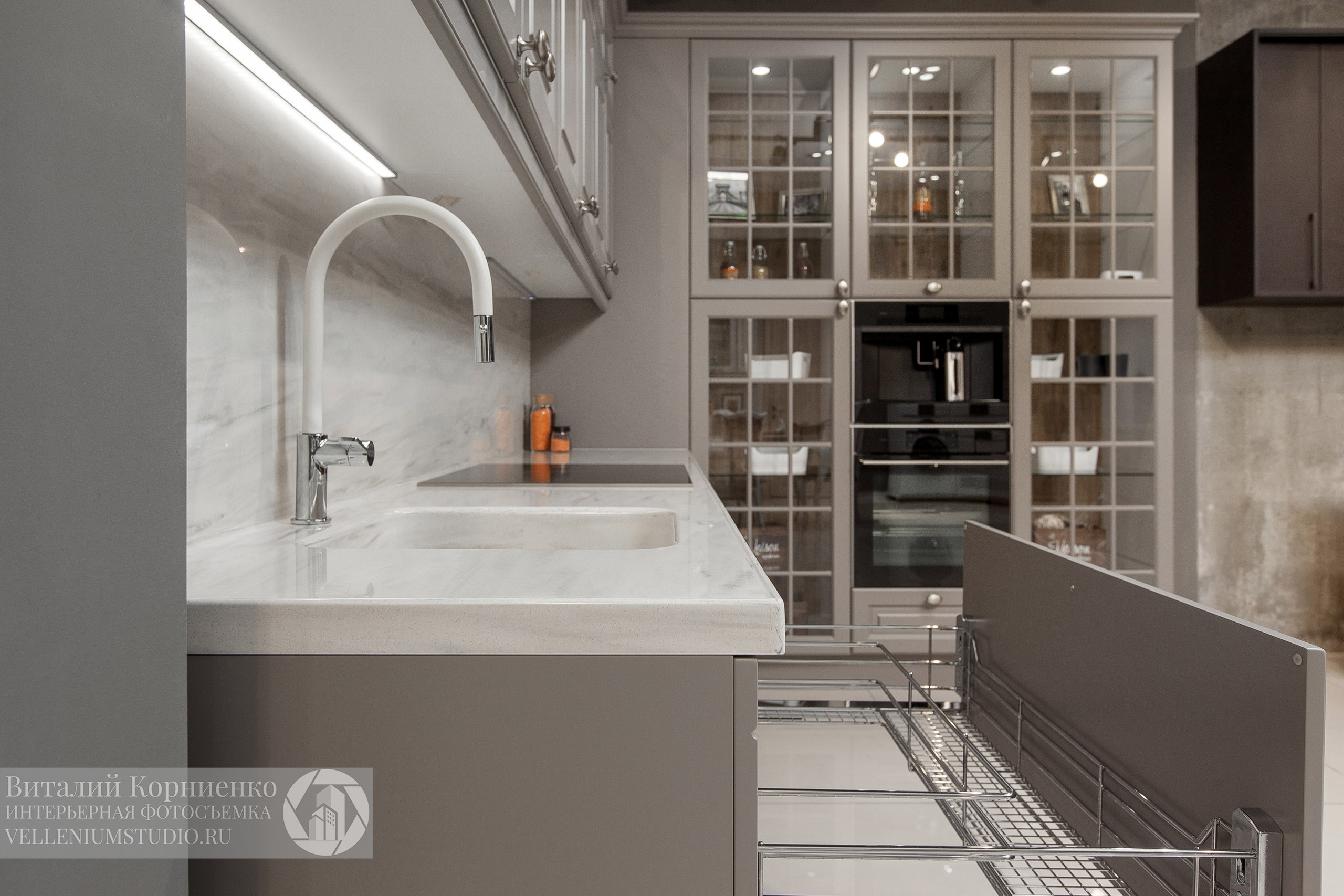 Фотосъемка кухонь в салоне мебели. Интерьерный фотограф Краснодар: профессионально по доступным ценам