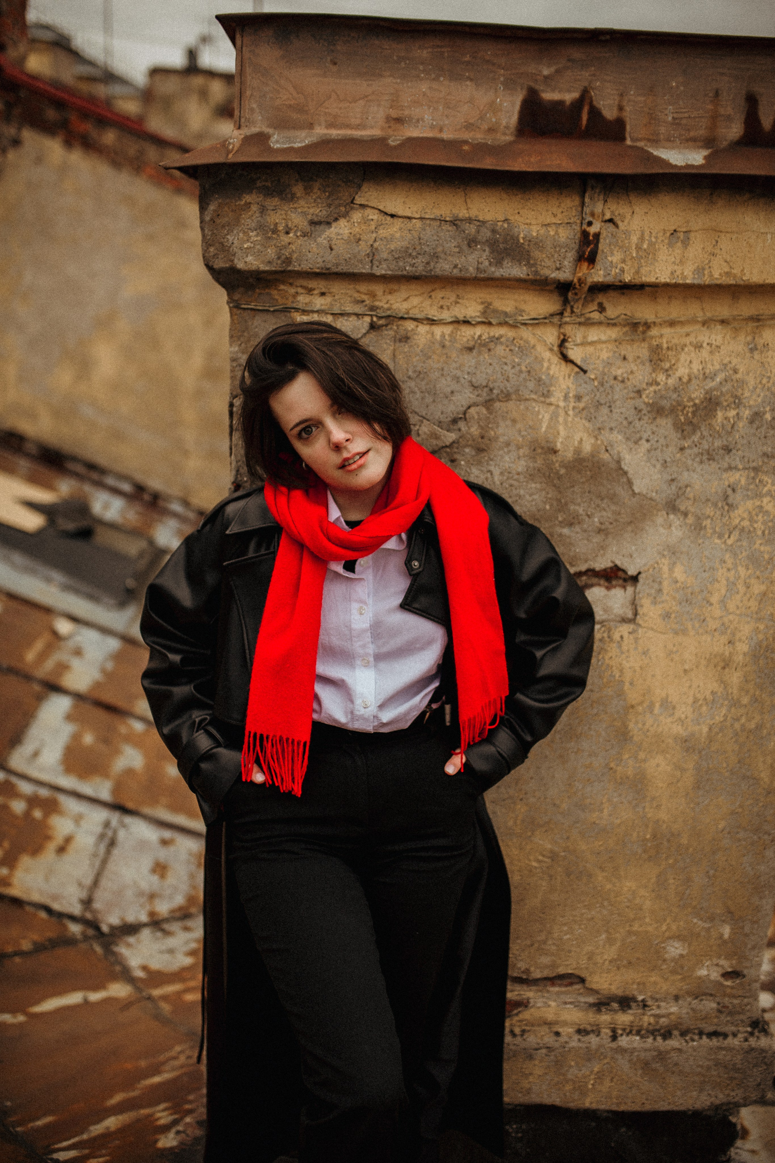 Анна на крышах Питера. Семейный и Свадебный фотограф в Санкт-Петербурге Плохая Екатерина