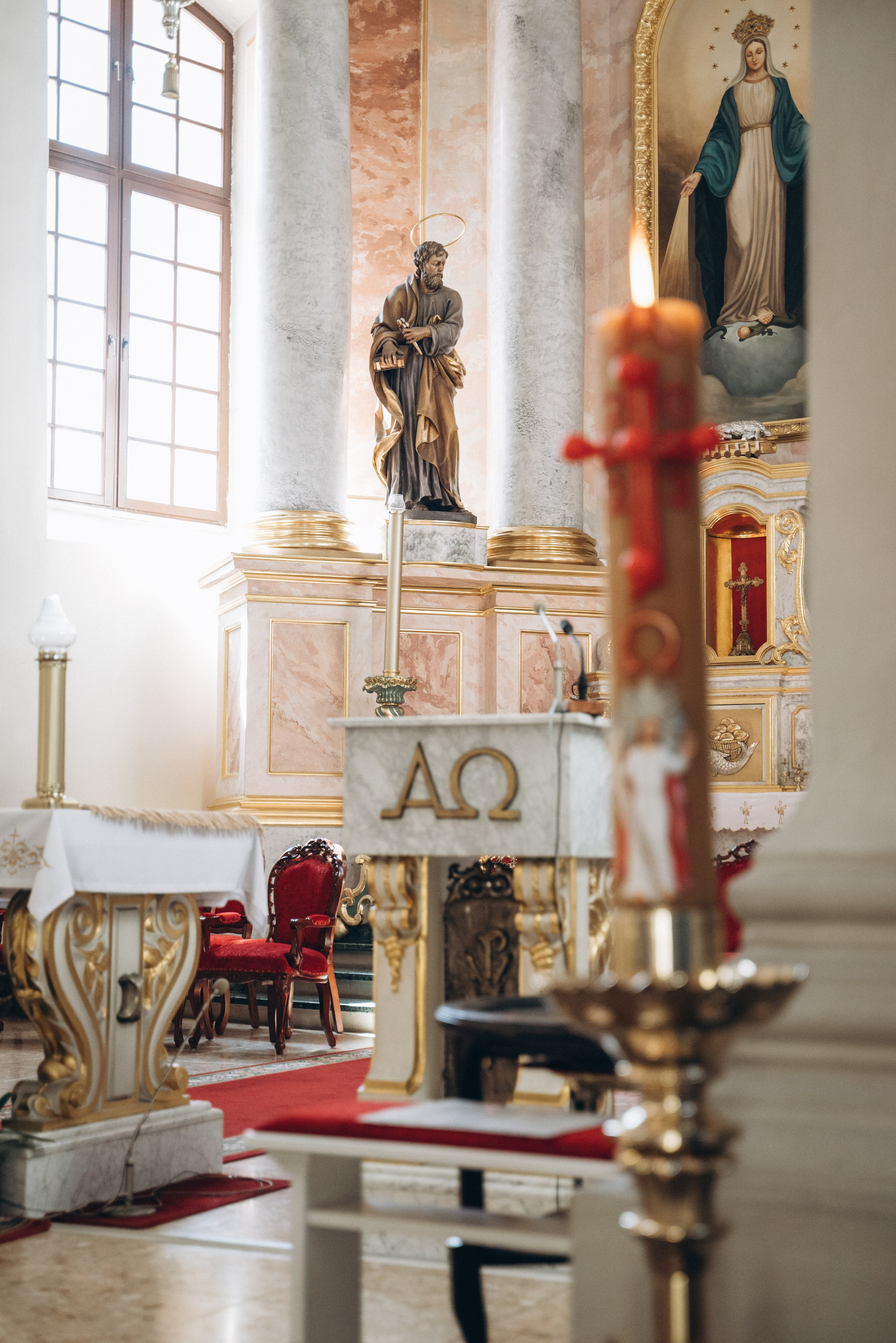 Католическое крещение (частично конфиденциальная). Семейный фотограф в Минске Дарья Дреко