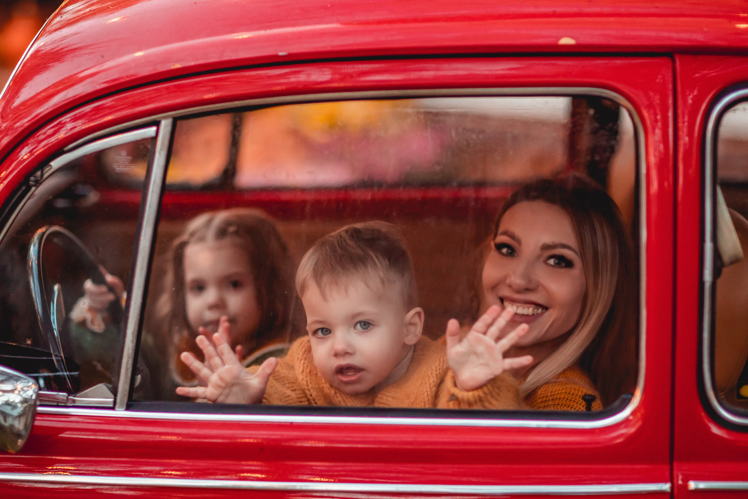 Евгения, Доминика и Дима. Семейный фотограф анималист Мария Крючкова