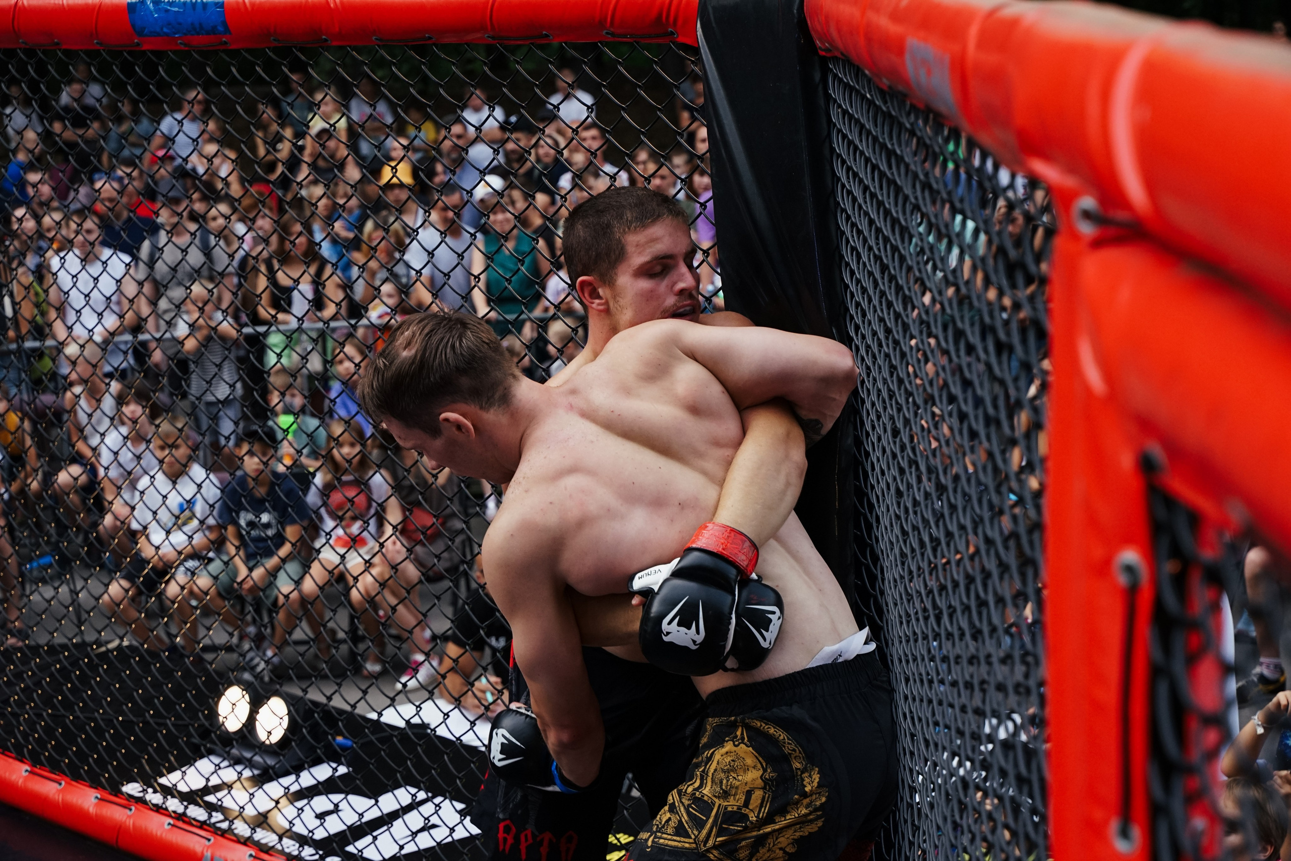 Вечер боев в ЦПКиО. Фотограф Надежда Погребняк | Рязань | Москва