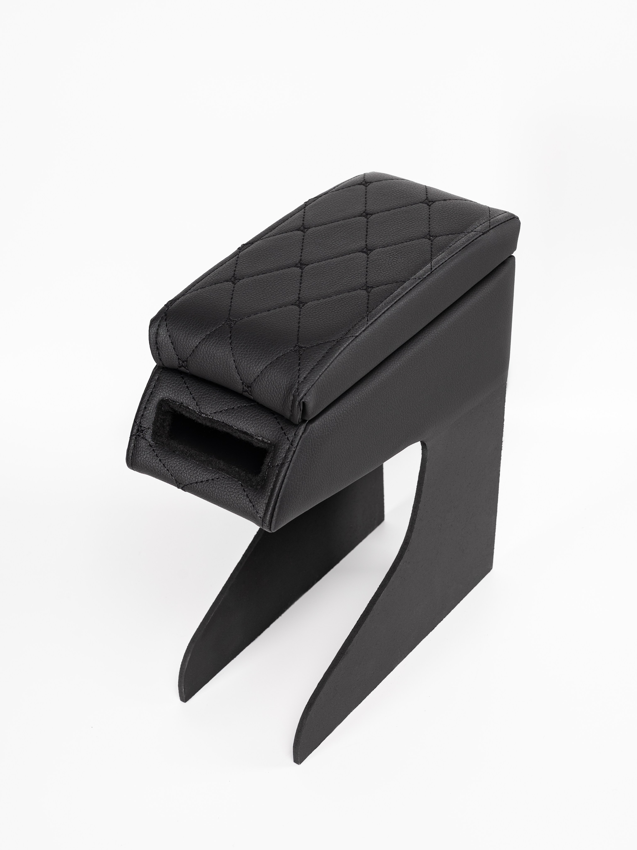 Автоподлокотники предметка стёганые серия 3. Предметный фотограф, фото для маркетплейсов Пятигорск, КМВ