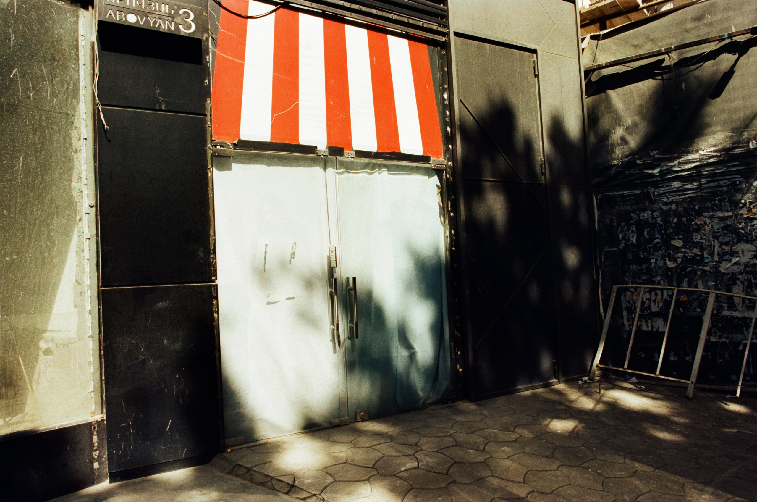 Darkest lullaby // armenia, yerevan IV. EVER EXPOSED