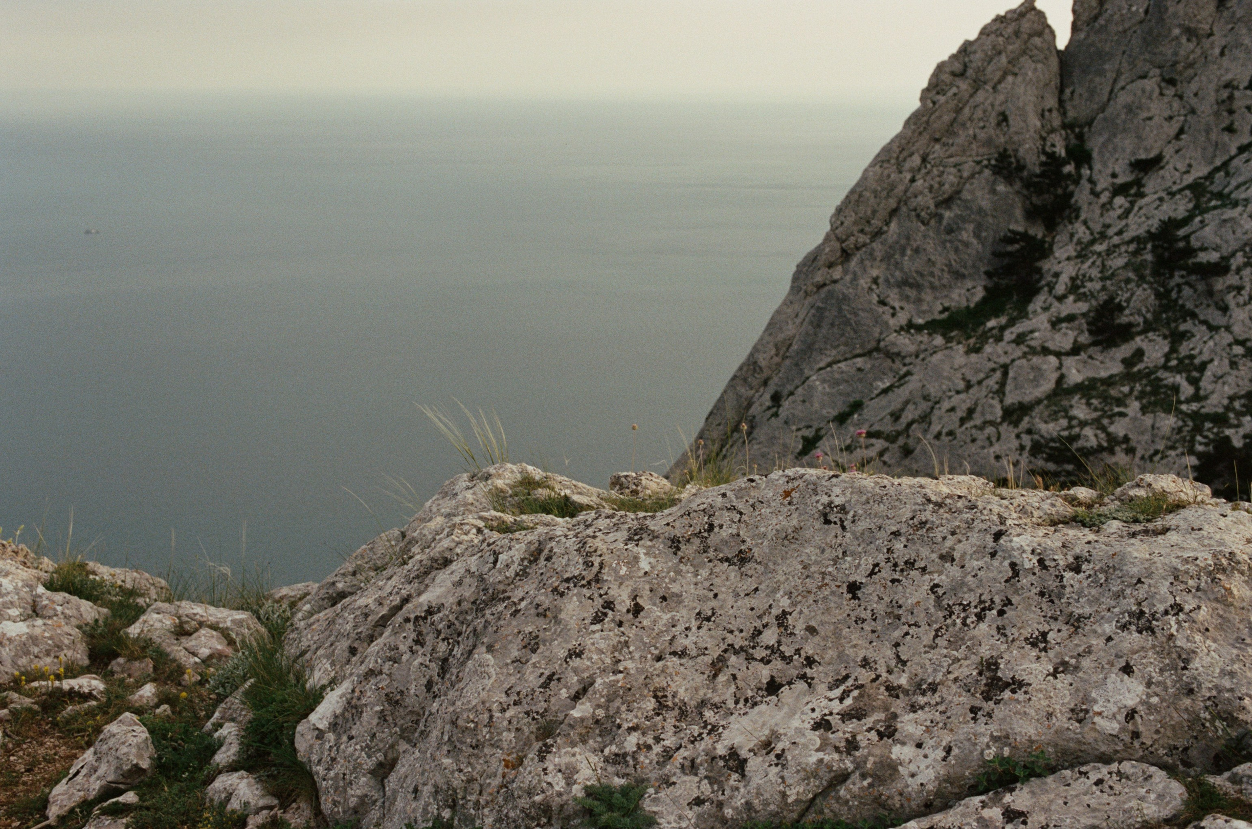 Silent running // ukraine, crimea. EVER EXPOSED