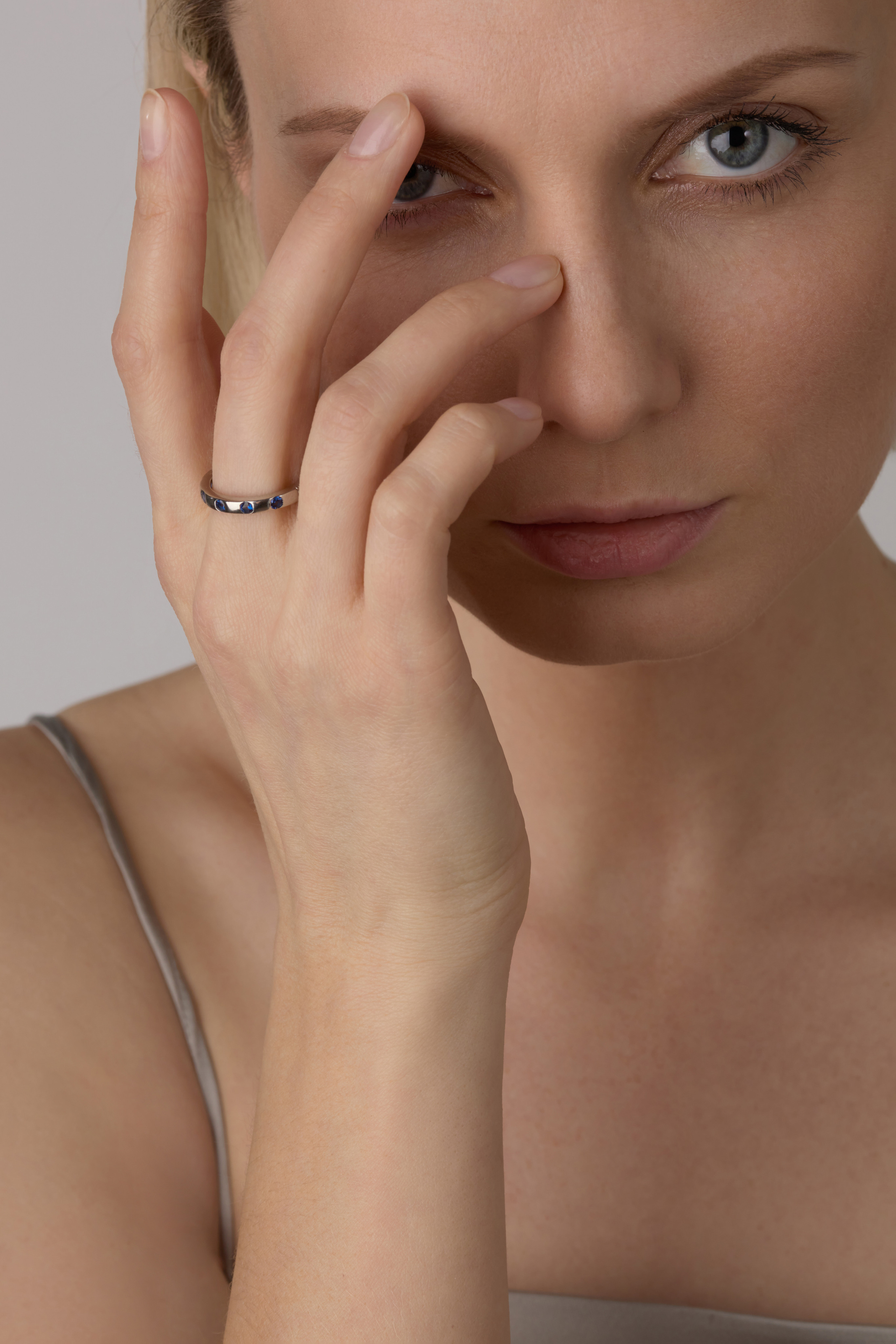 Съемка каталога ювелирных изделий на модели. Фотограф Федор Захаров