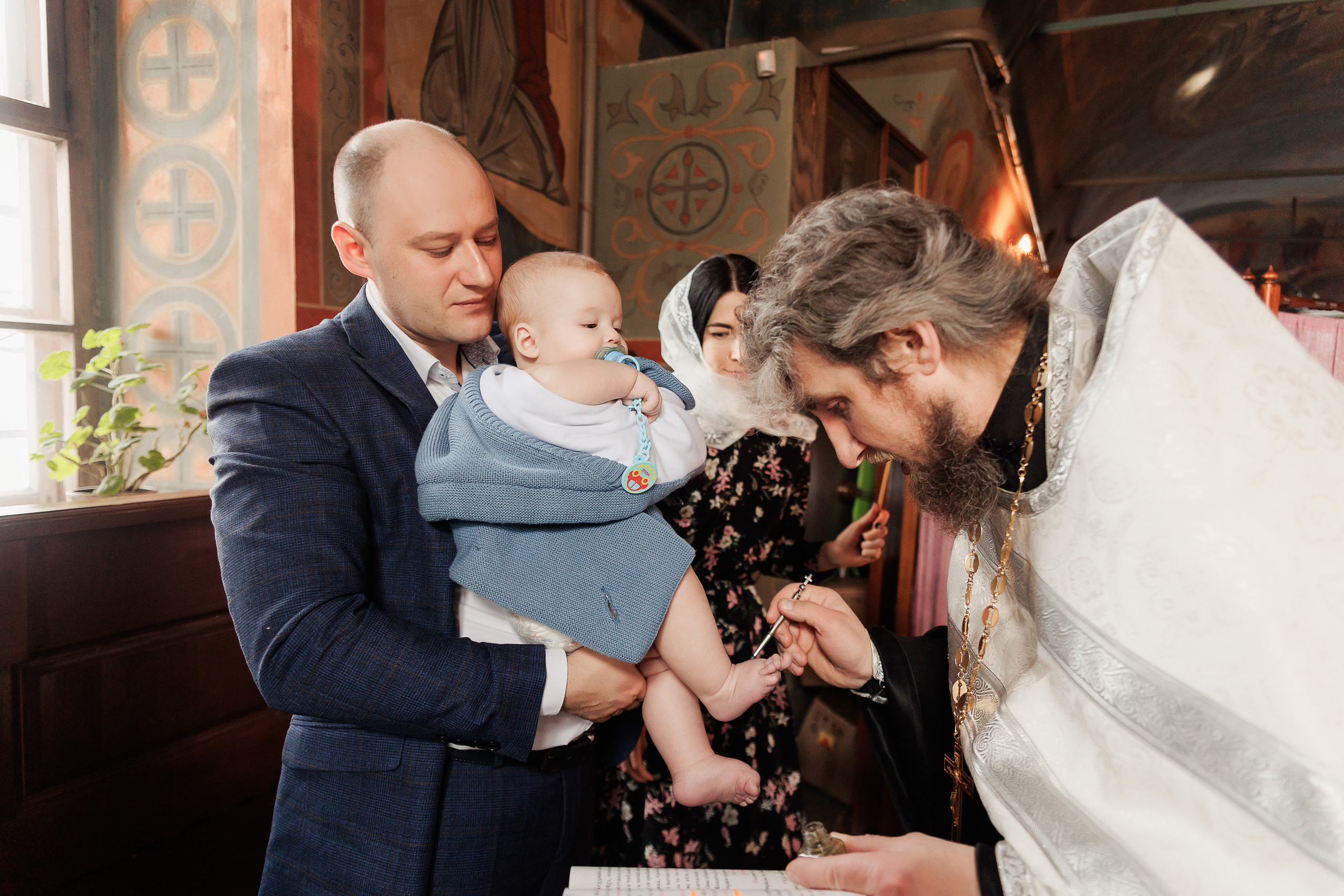 Фотосессия крещения и венчания в храмах Твери. Свадебный и семейный фотограф в Твери и Тверской области