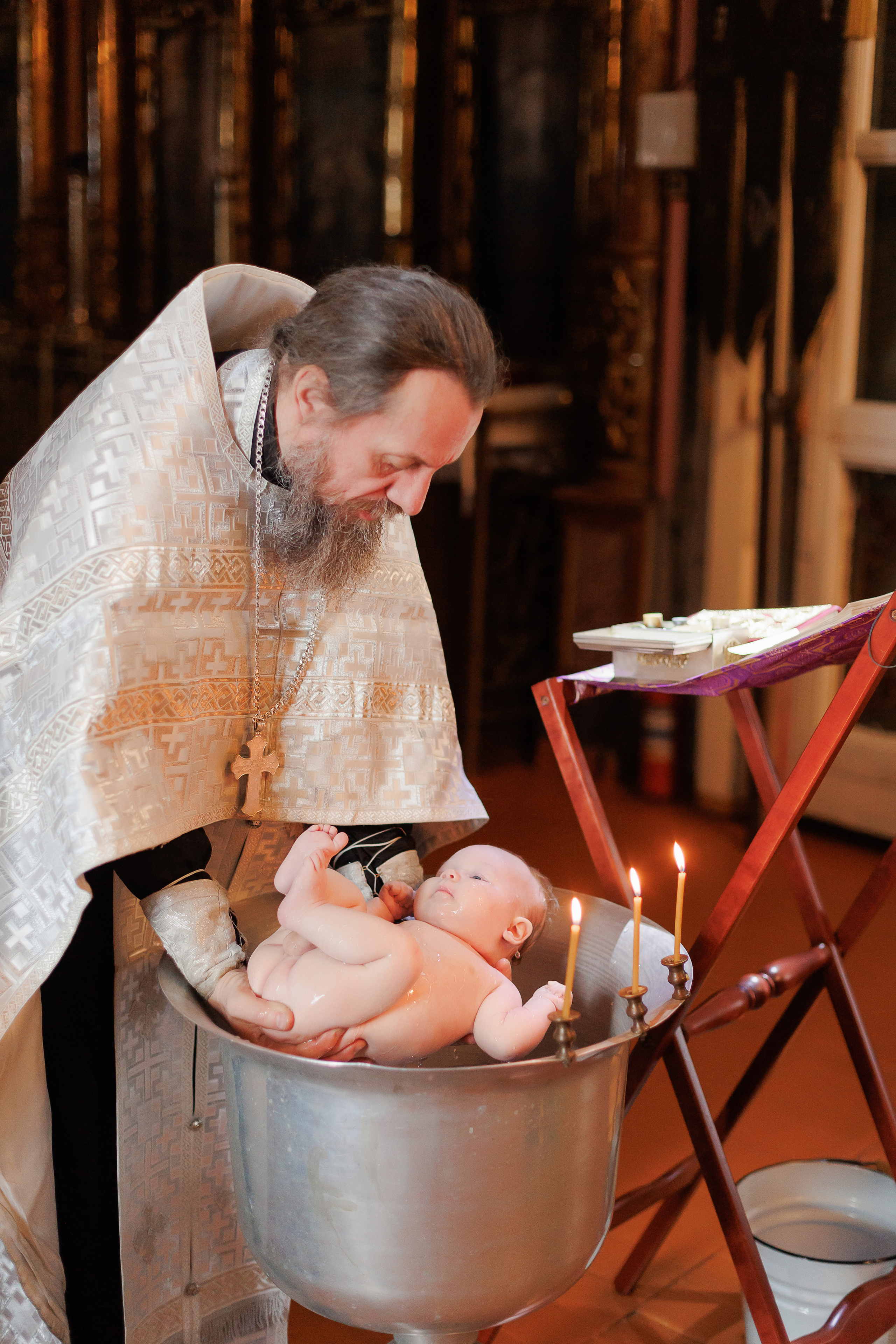 Фотосессия крещения и венчания в храмах Твери. Свадебный и семейный фотограф в Твери и Тверской области