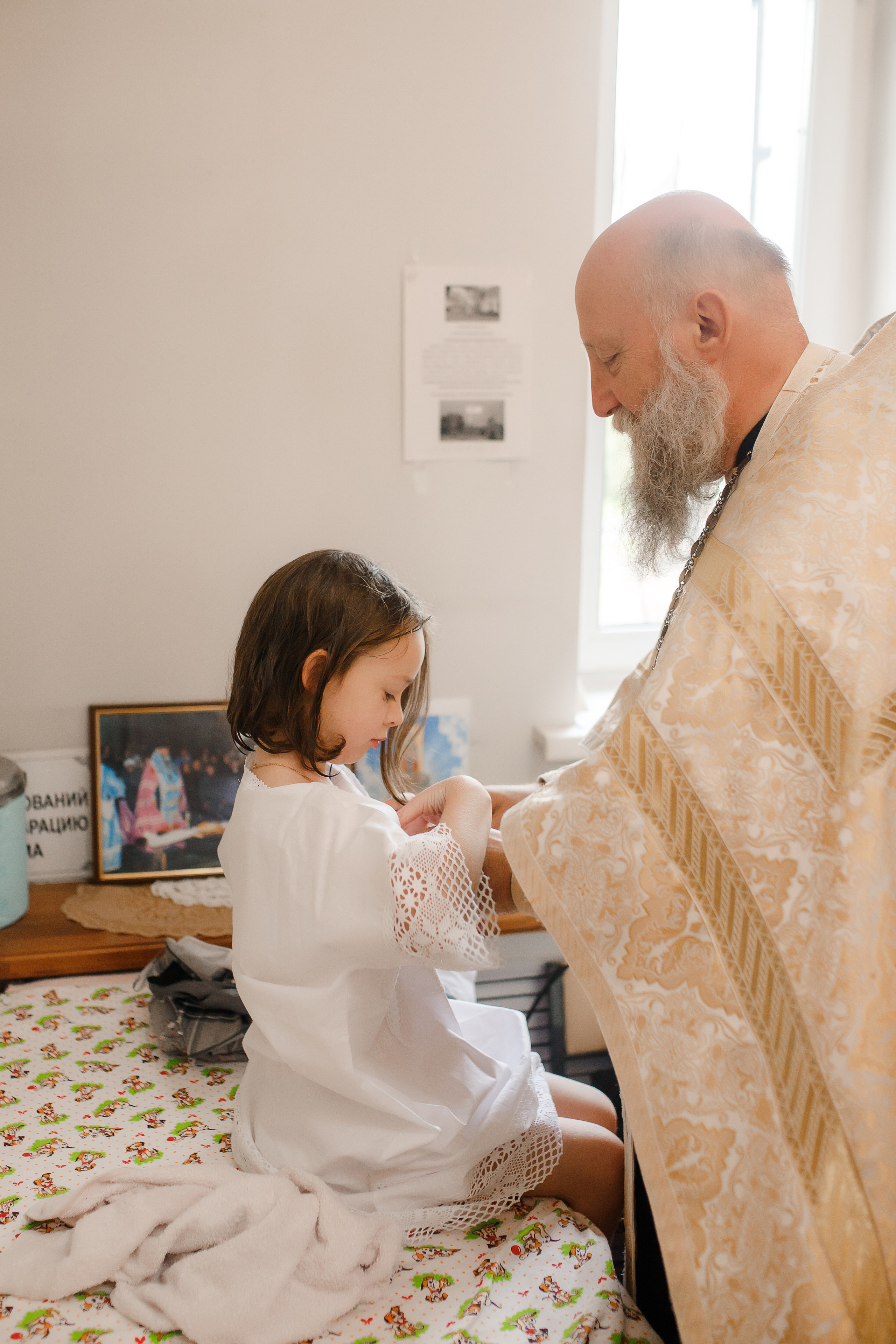 Фотосессия крещения и венчания в храмах Твери. Свадебный и семейный фотограф в Твери и Тверской области