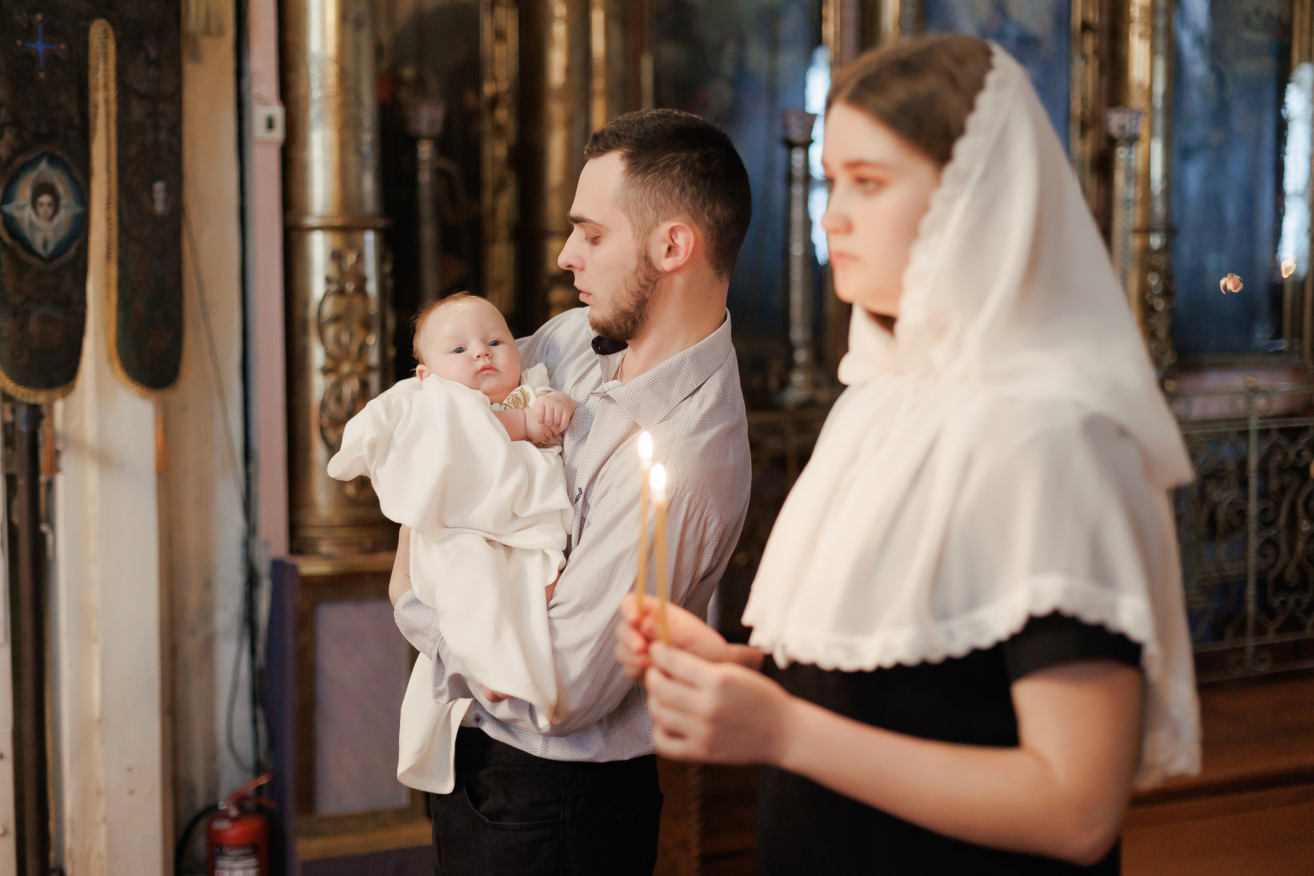 Фотосессия крещения и венчания в храмах Твери. Свадебный и семейный фотограф в Твери и Тверской области
