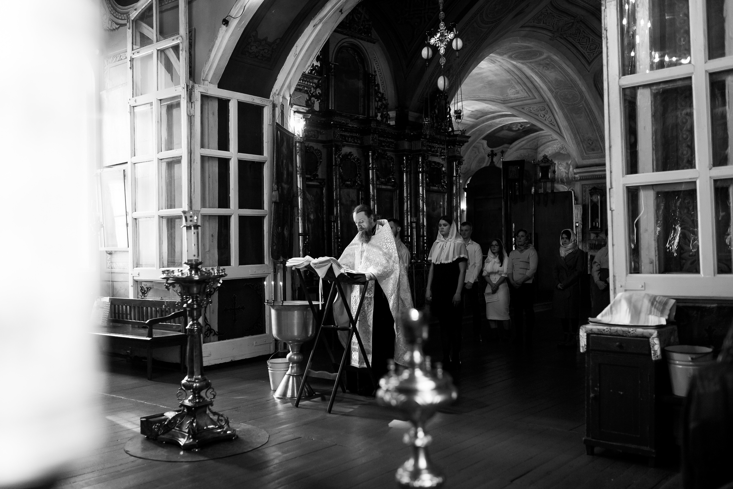 Фотосессия крещения и венчания в храмах Твери. Свадебный и семейный фотограф в Твери и Тверской области