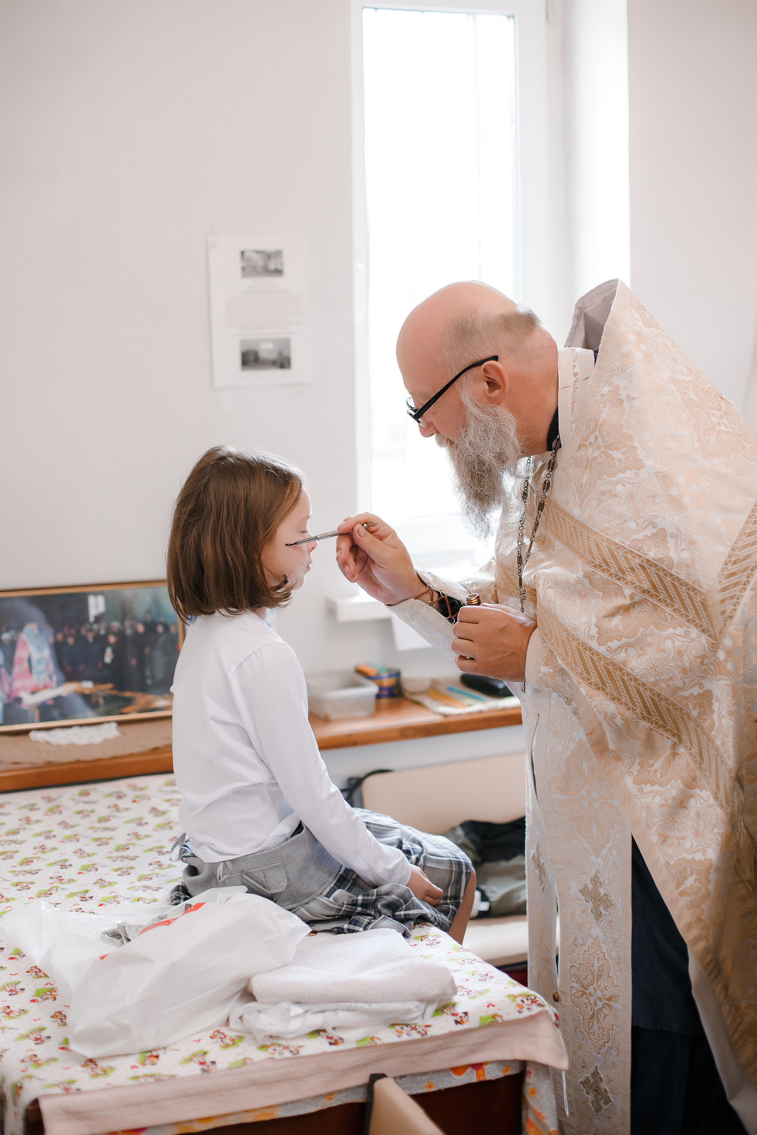 Фотосессия крещения и венчания в храмах Твери. Свадебный и семейный фотограф в Твери и Тверской области
