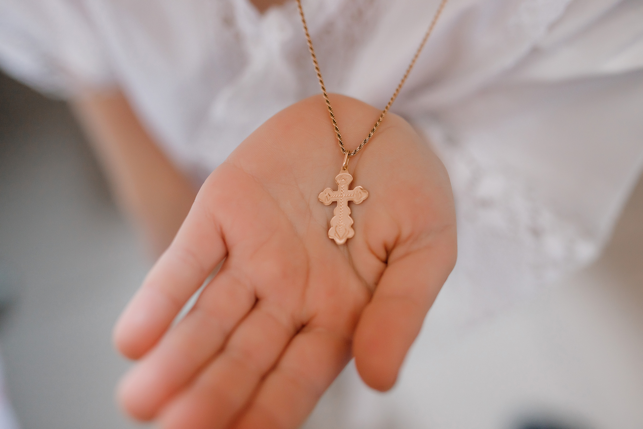 Фотосессия крещения и венчания в храмах Твери. Свадебный и семейный фотограф в Твери и Тверской области