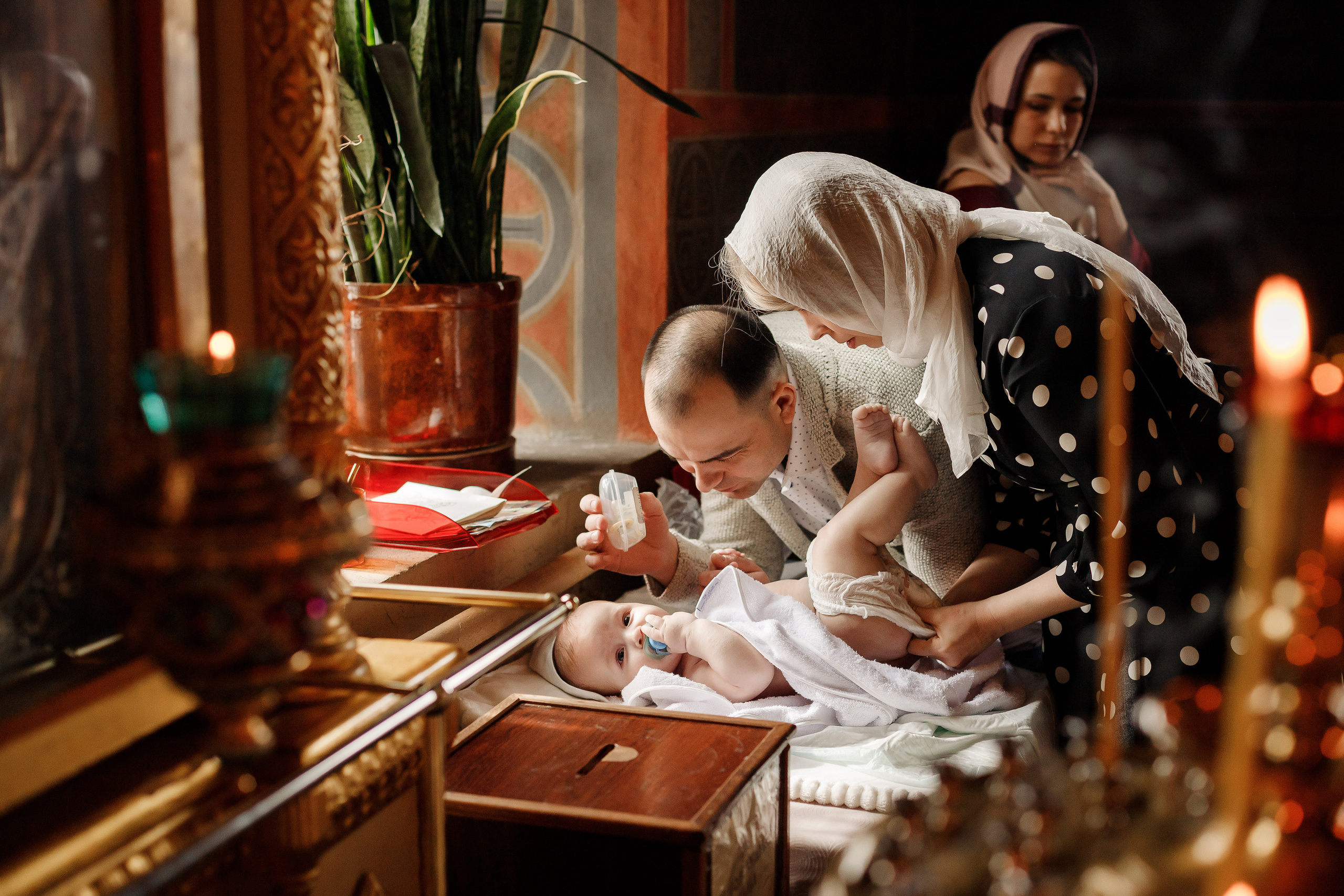 Фотосессия крещения и венчания в храмах Твери. Свадебный и семейный фотограф в Твери и Тверской области