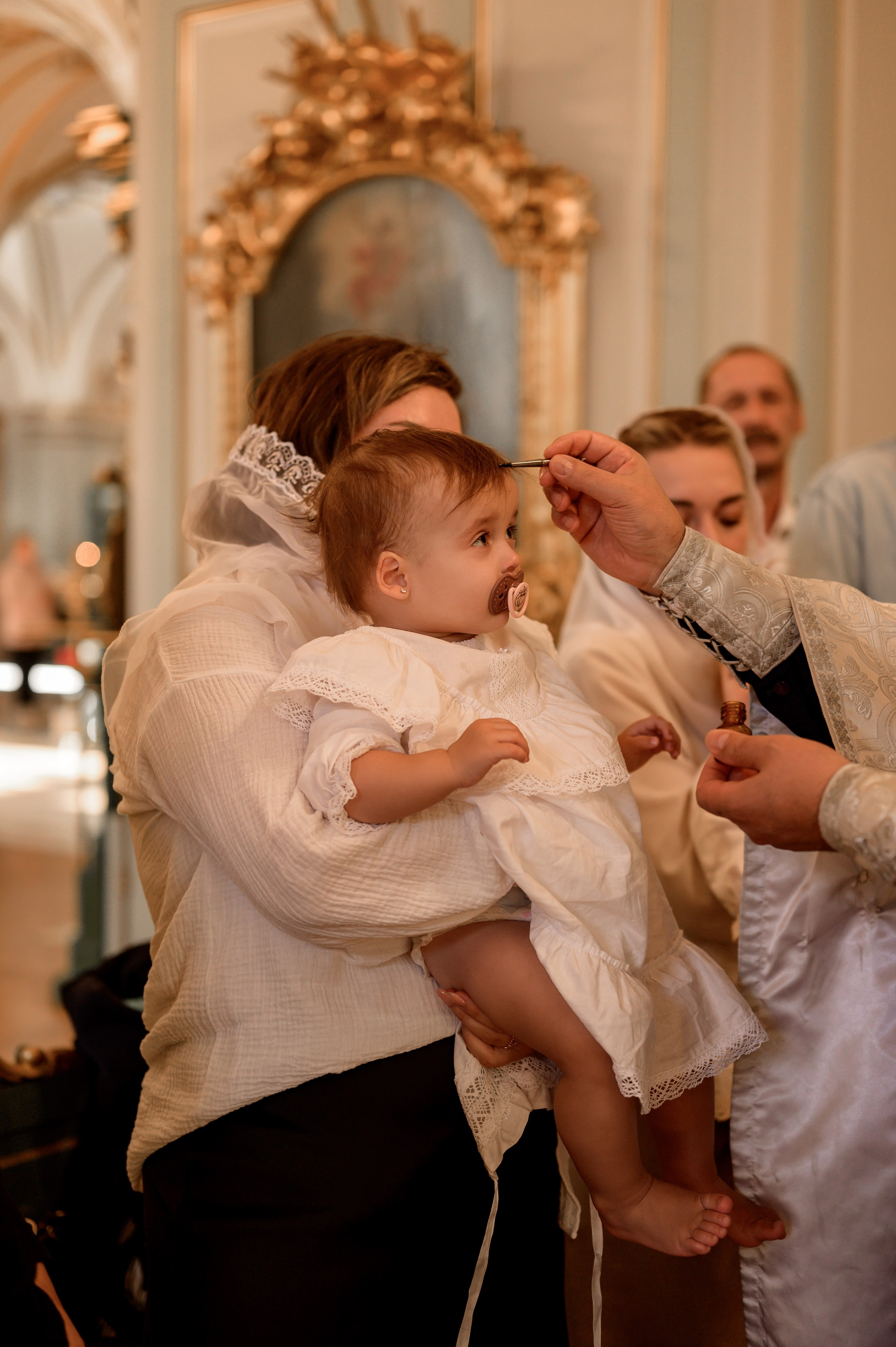 Юлия и Дарья — Николо-Богоявленский Морской собор. Дьяконова Валерия семейный и детский фотограф в Санкт-Петербурге