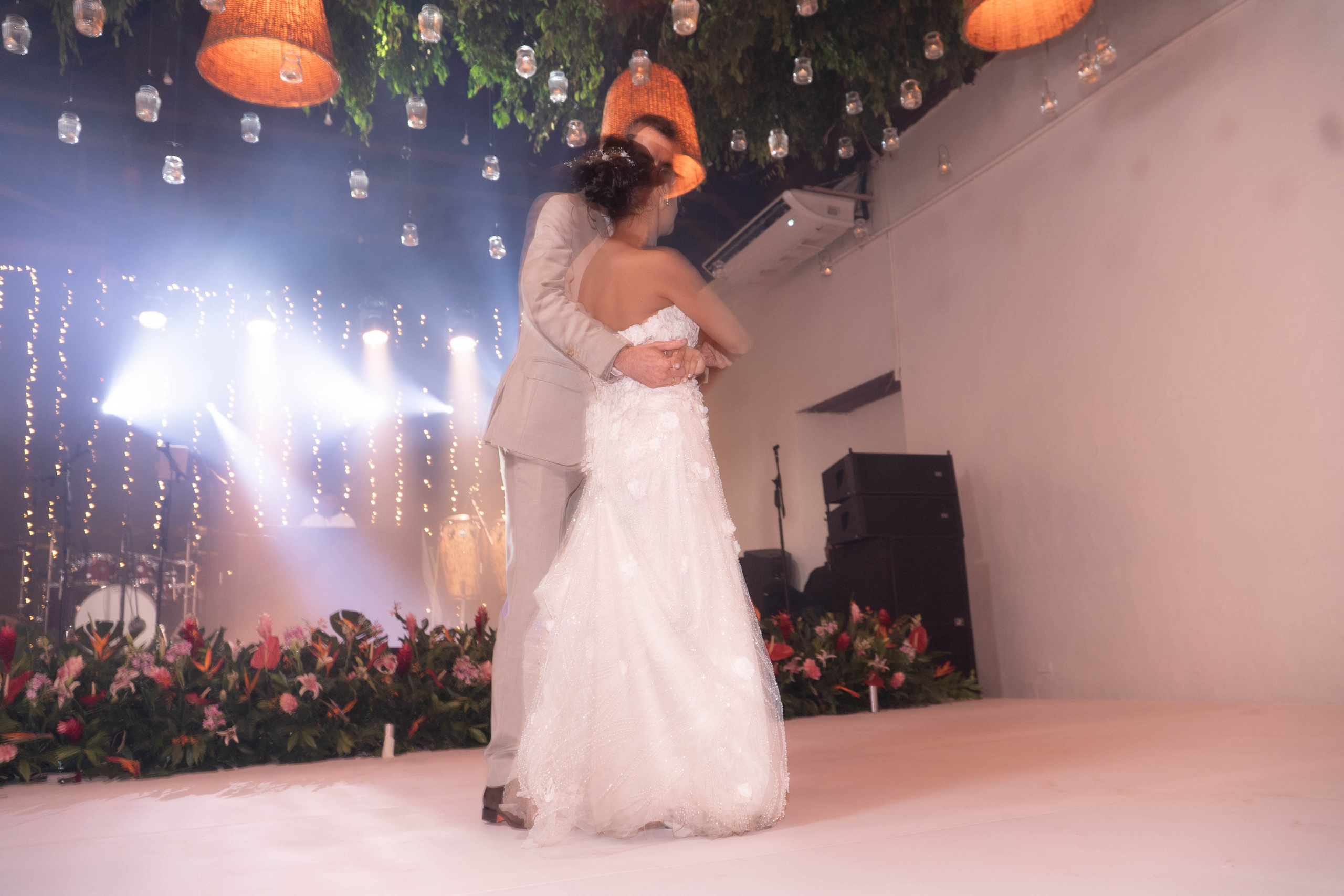 Catalina and Romain. Wedding Photographer in Barcelona and Medellin