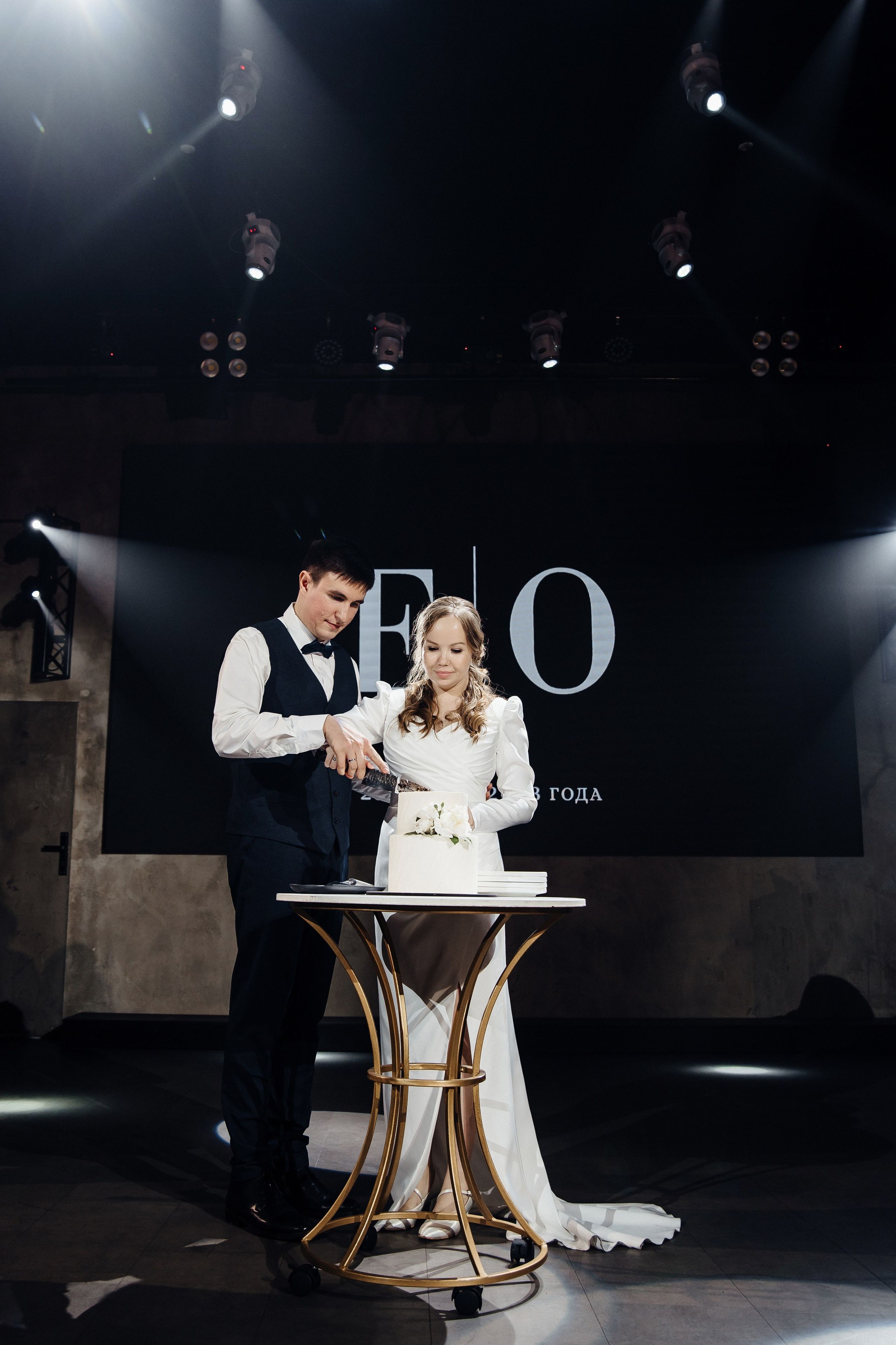 свадебная церемония красноярск, свадьба красноярск, координатор красноярск, свадебная арка красноярск, обмен кольцами, свадьба красноярск, свадебный организатор красноярск, организатор красноярск, организатор свадьбы красноярск, свадьба под ключ красноярск, выездной регистратор красноярск, оформление свадьбы красноярск, утро невесты, утро невесты красноярск, невеста красноярск, сборы невесты, свадебный распорядитель, помощник на свадьбу, идеи для свадьбы, лавстори красноярск, букет невесты красноярск, образ невесты красноярск, костюм жениха красноярск, платье невесты красноярск, фотограф красноярск, свадебное платье красноярск, свадебный торт красноярск, ресторан красноярск, свадебный танец красноярск, свадебное агентство Инсайт, свадебное агентство Инсайт Красноярск, свадебное агентство Insight, свадебное агентство Insight Красноярск, свадьба в стиле игры престолов, свадьба в стиле игры престолов красноярск, зимняя свадьба, зимняяя свадьба красноярск, свадьба в белом замке красноярск, белый замок шамони, свадьба в шамони красноярск, свадебная церемония в замке