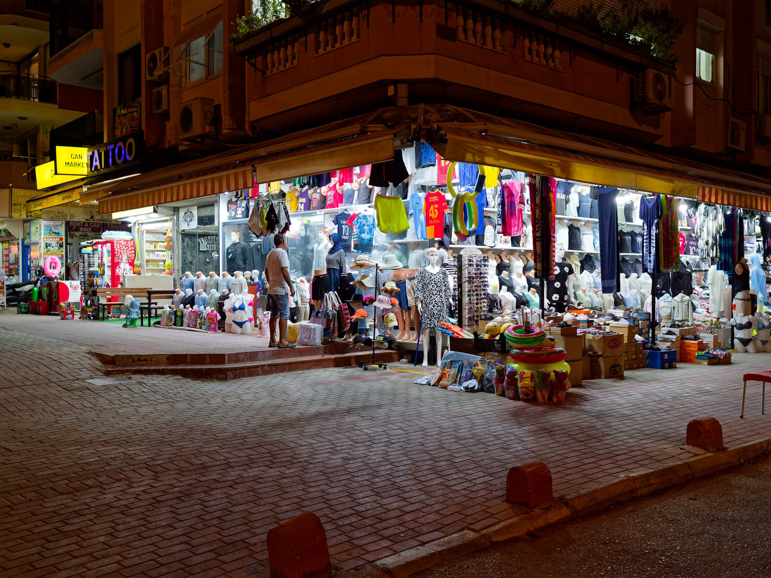 Алания 2025, город, стрит-фото. Избранные фотографии