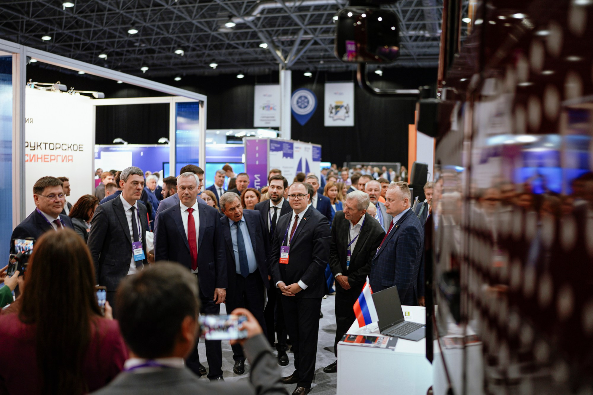 Технопром 2024. #фотокаквкино | Фотографирую людей