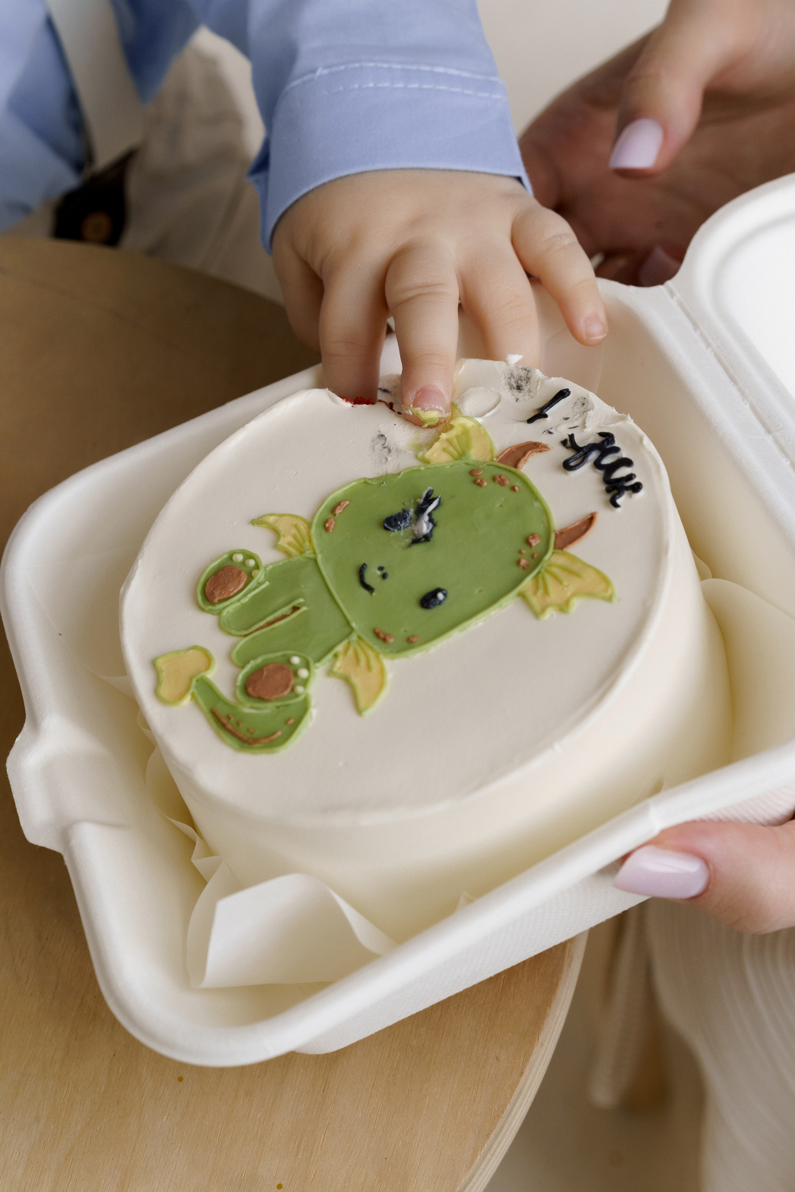 Первый годик. Моменты и истории о вас настоящих