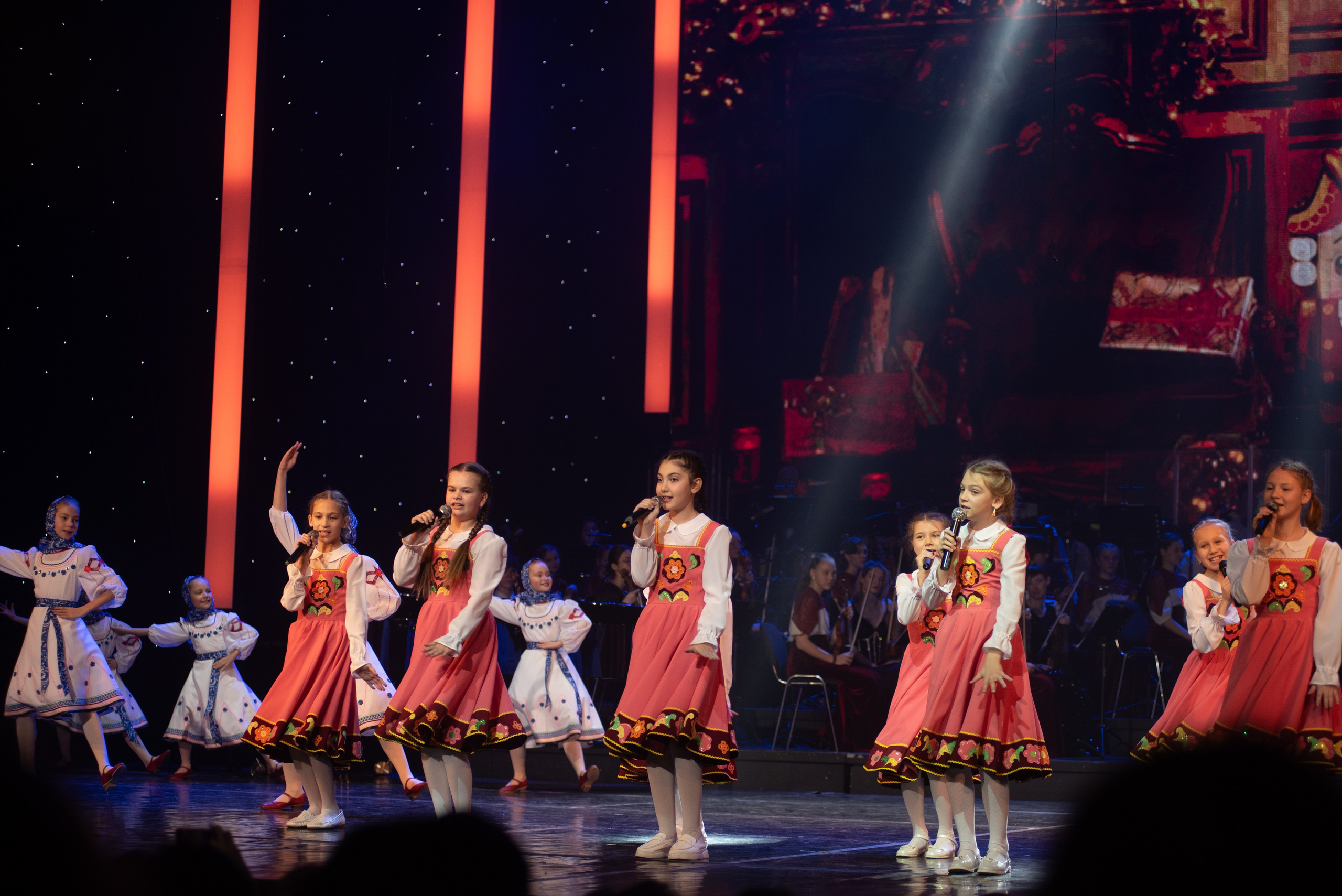 Отчетный концерт ДШИ «Гармония» «Зимняя гармония». Фотограф новорожденных, семейный детский в Тюмени Татьяна Морозова